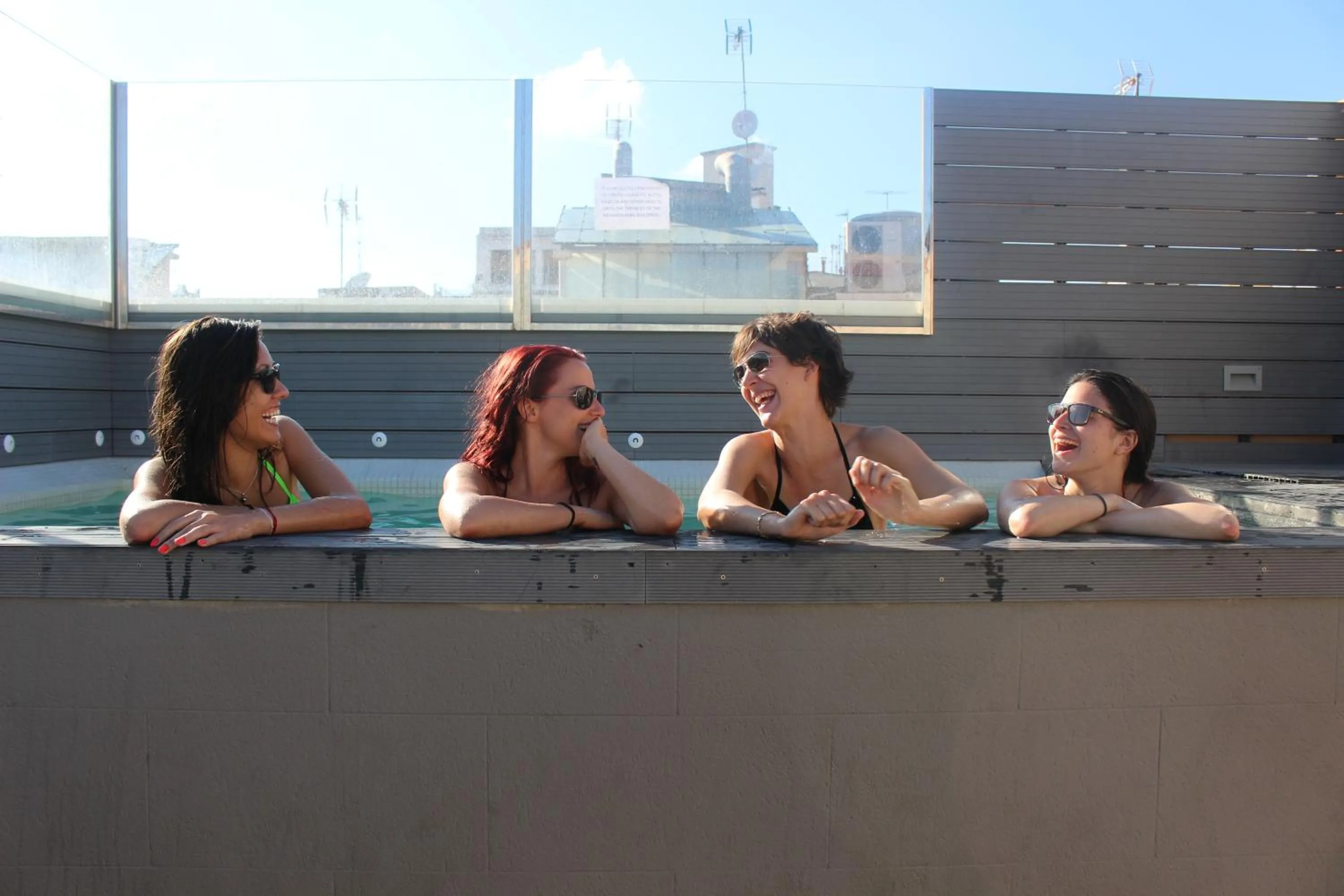 Balcony/Terrace in Sant Jordi Hostels Rock Palace