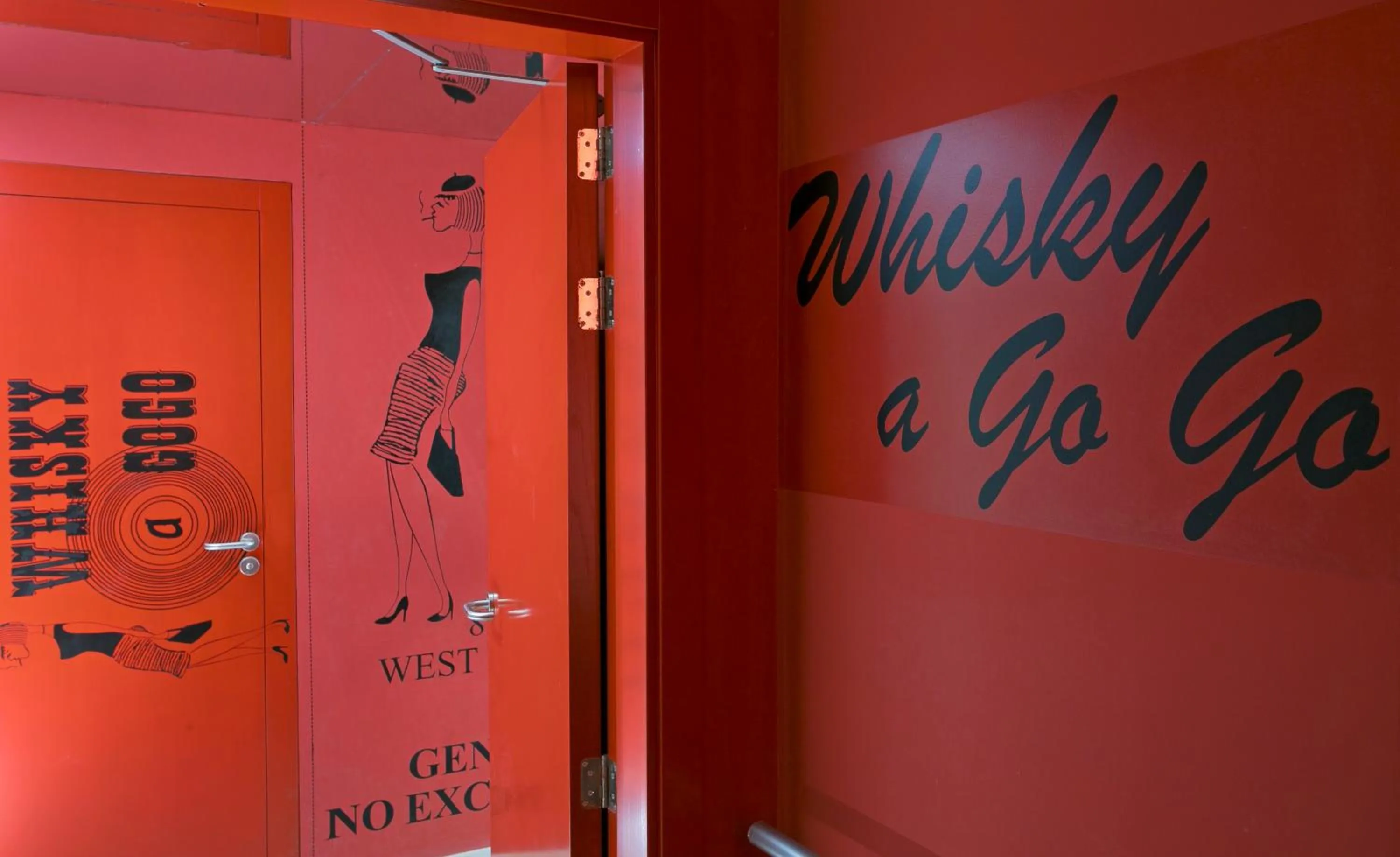 Decorative detail in Sant Jordi Hostels Rock Palace