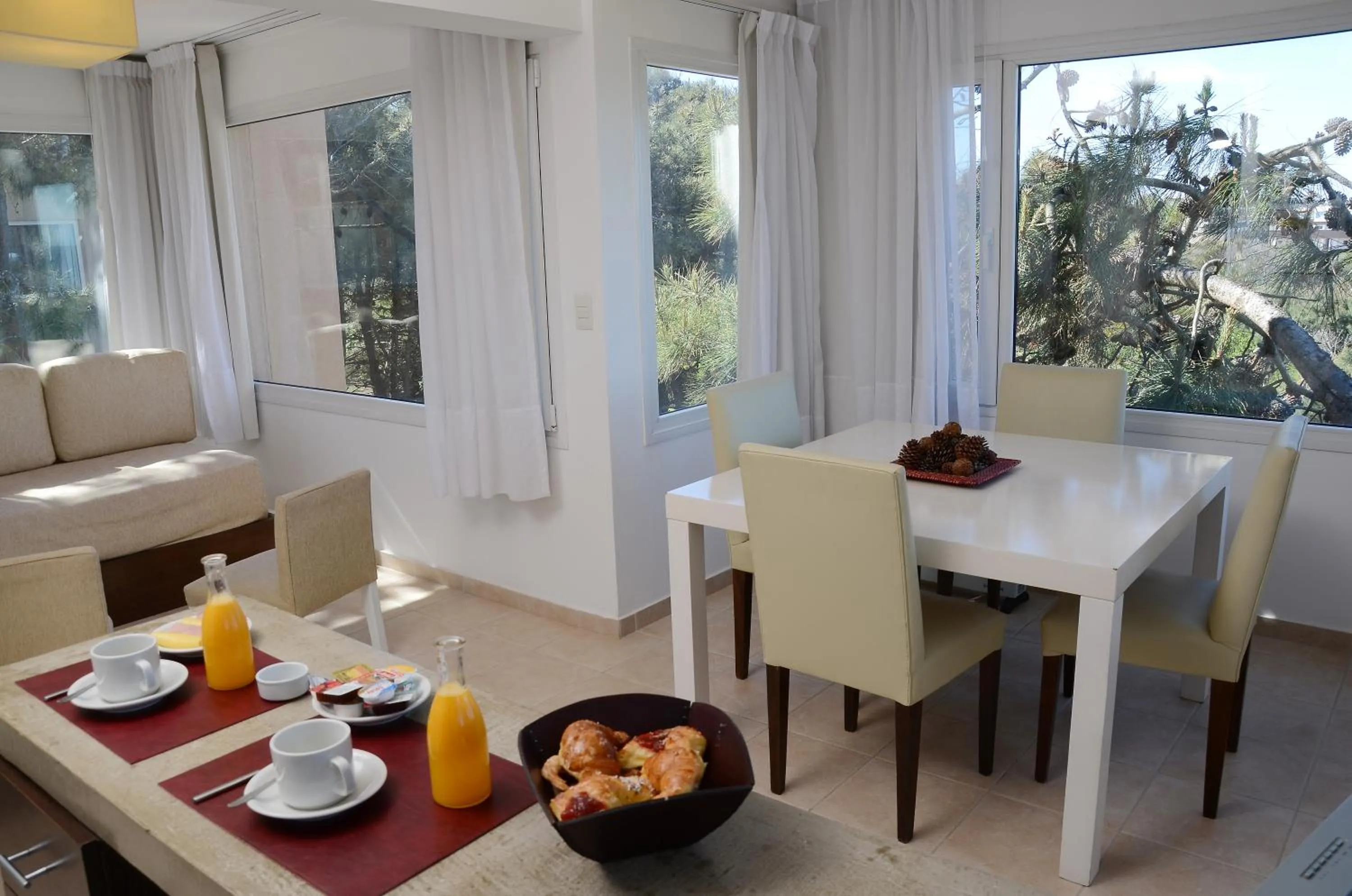 Dining area in Jaina Resort & Spa