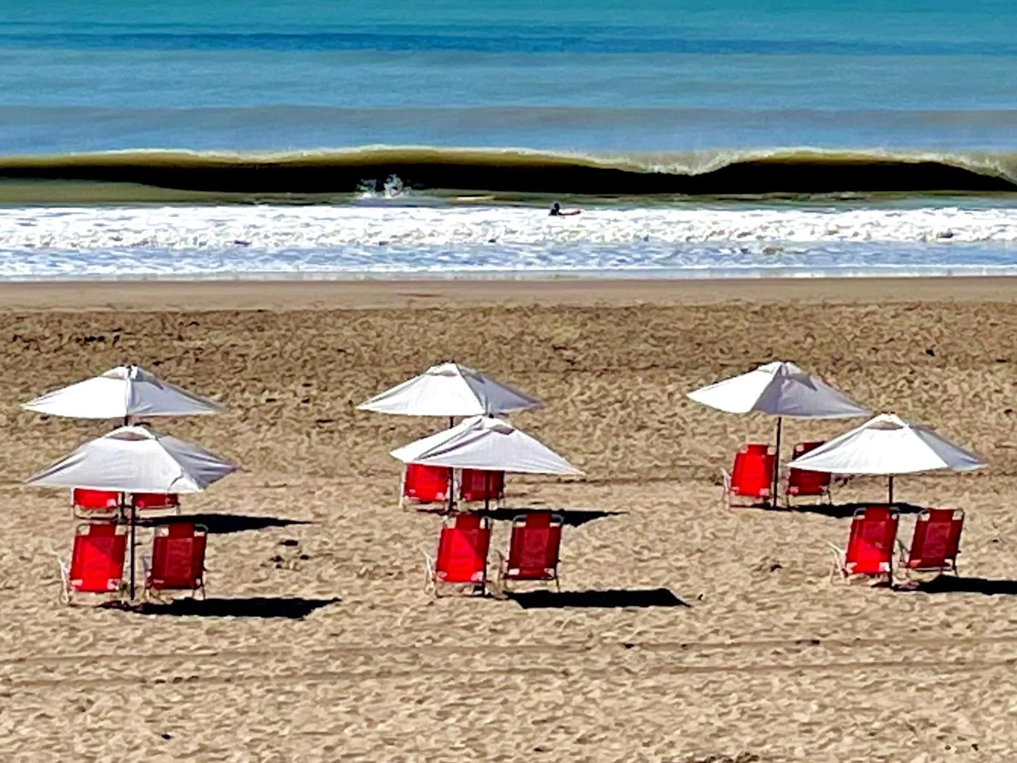 Beach in Jaina Resort & Spa