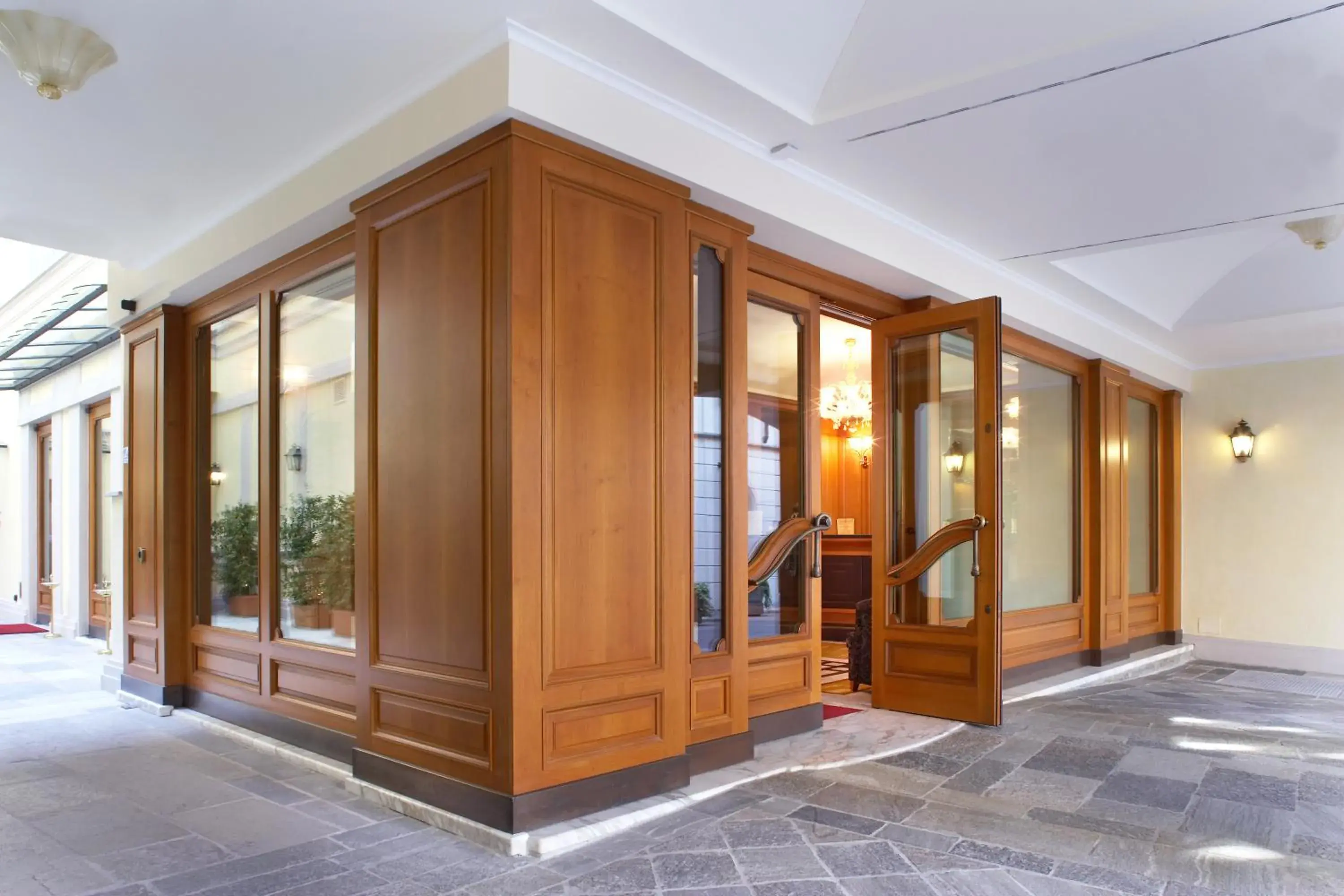 Lobby or reception in Hotel Manzoni Lobby or reception in Hotel Manzoni