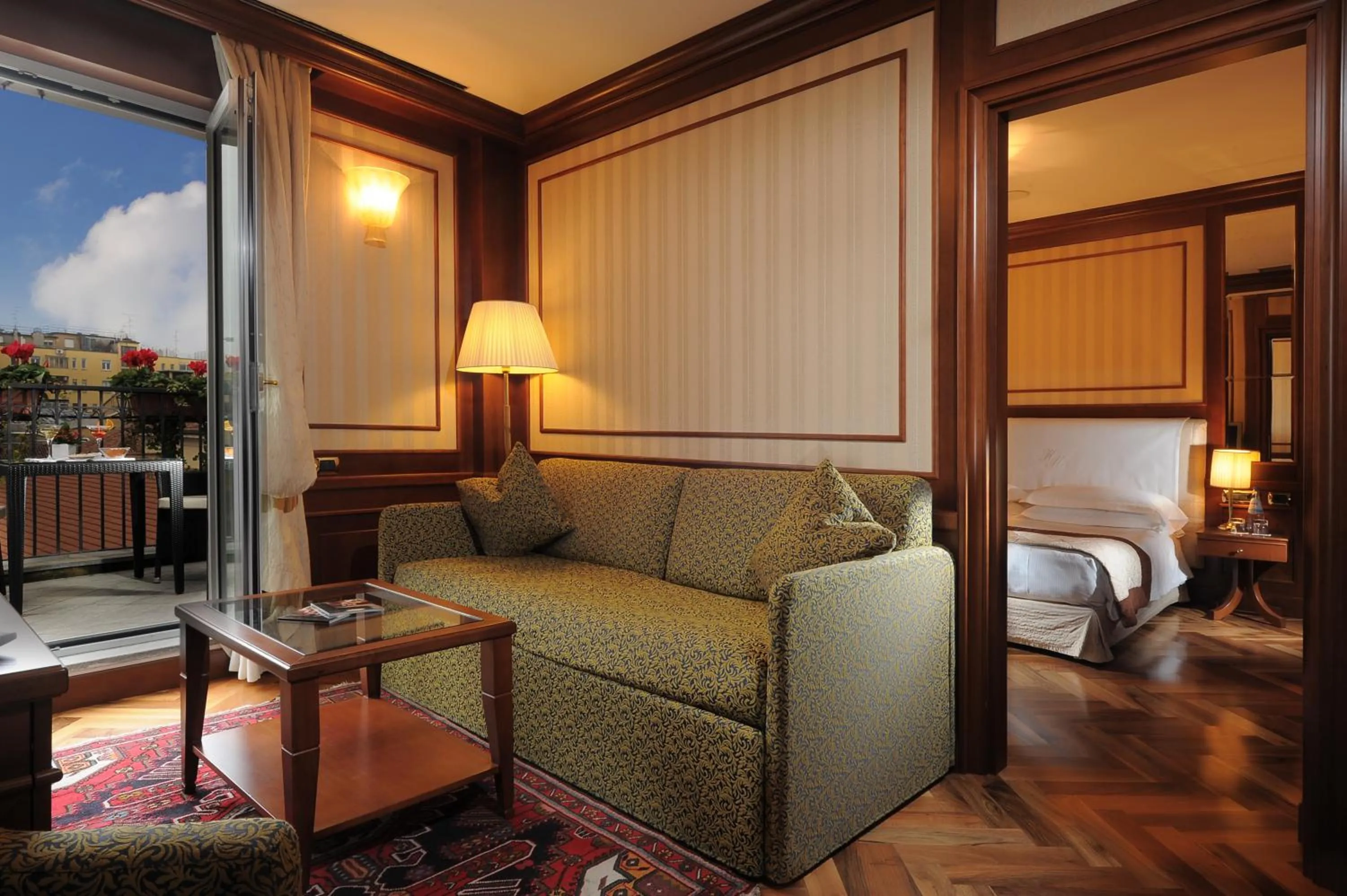 Photo of the whole room, Bed in Hotel Manzoni