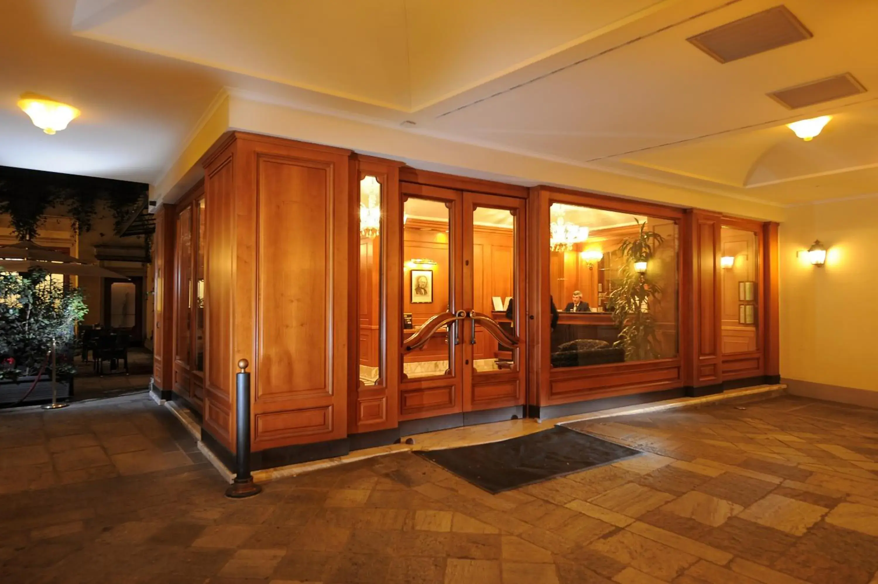 Lobby or reception in Hotel Manzoni Lobby or reception in Hotel Manzoni