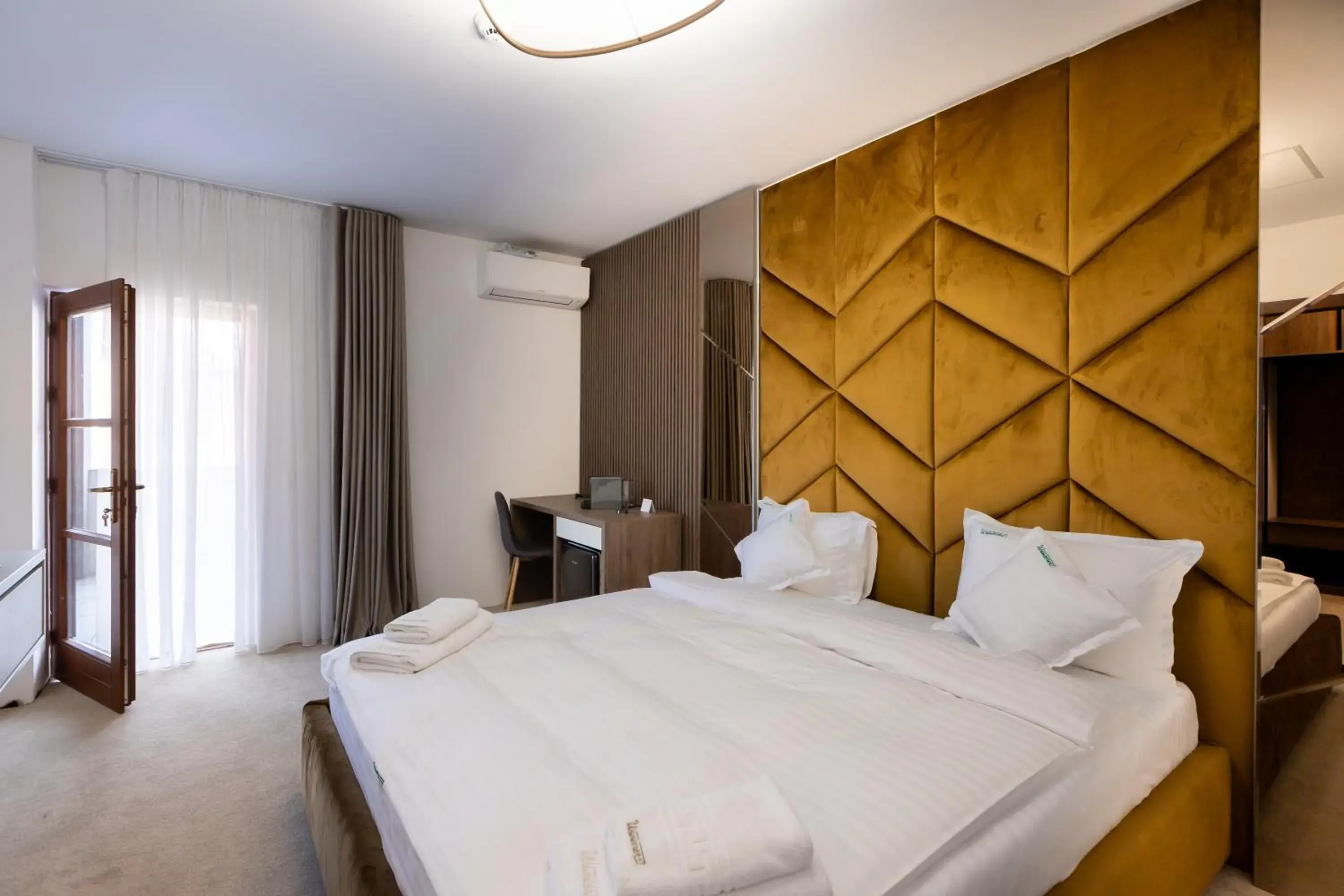 Bed in Wanderer Sighisoara Bed in Wanderer Sighisoara