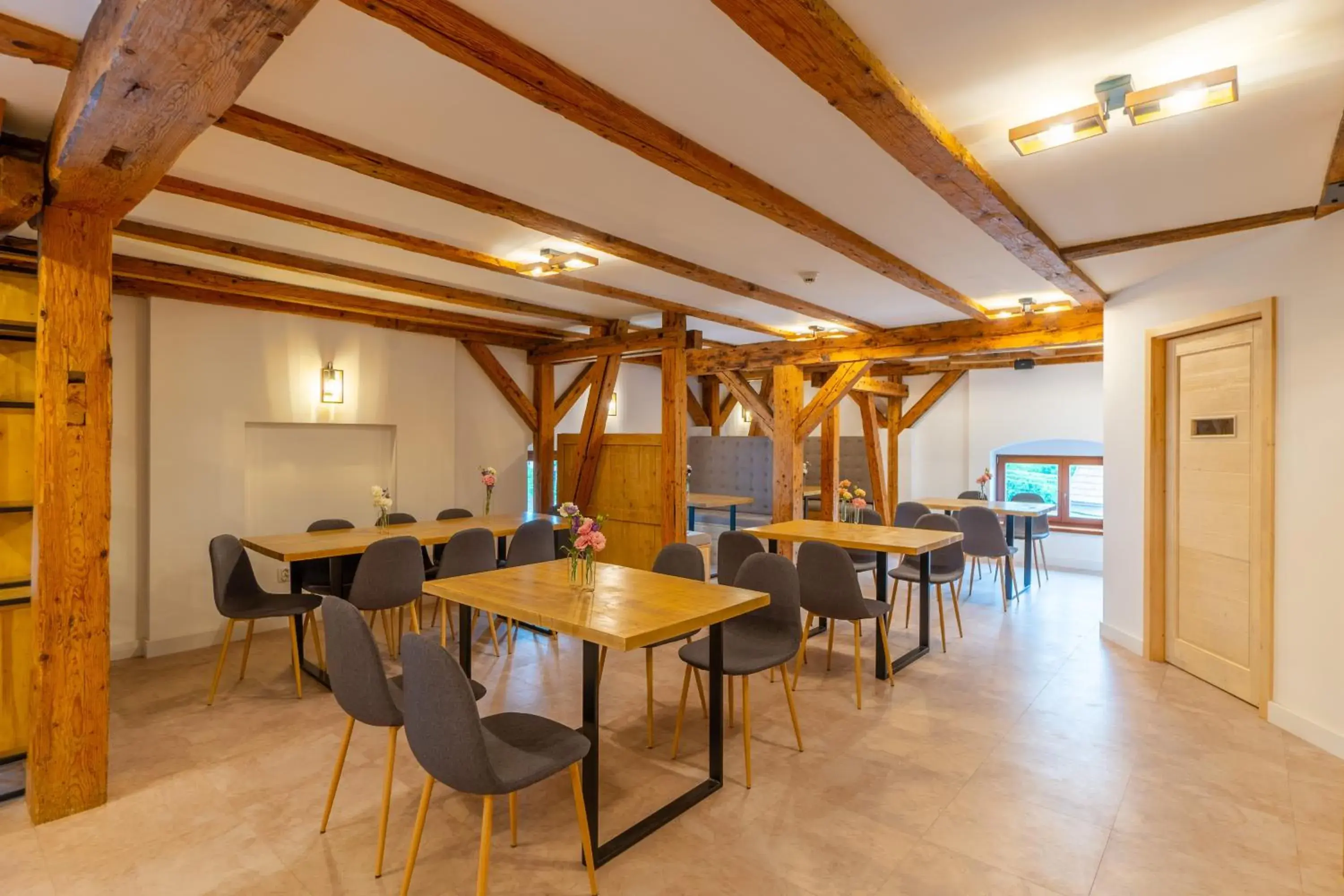 Restaurant/places to eat in Wanderer Sighisoara Restaurant/places to eat in Wanderer Sighisoara