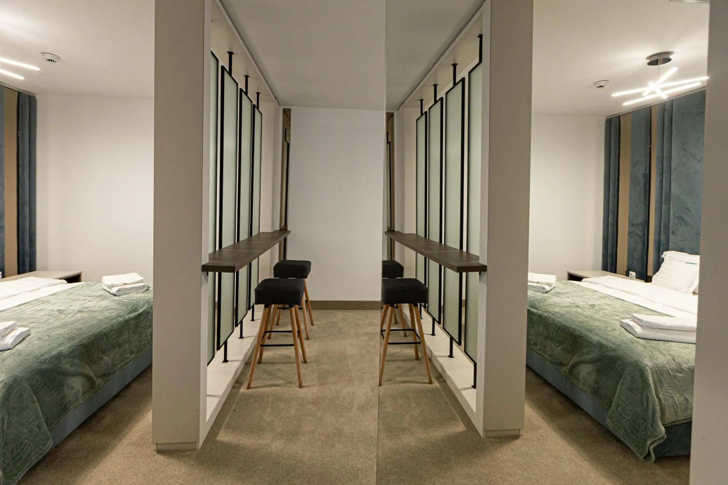 Bedroom, Bed in Wanderer Sighisoara