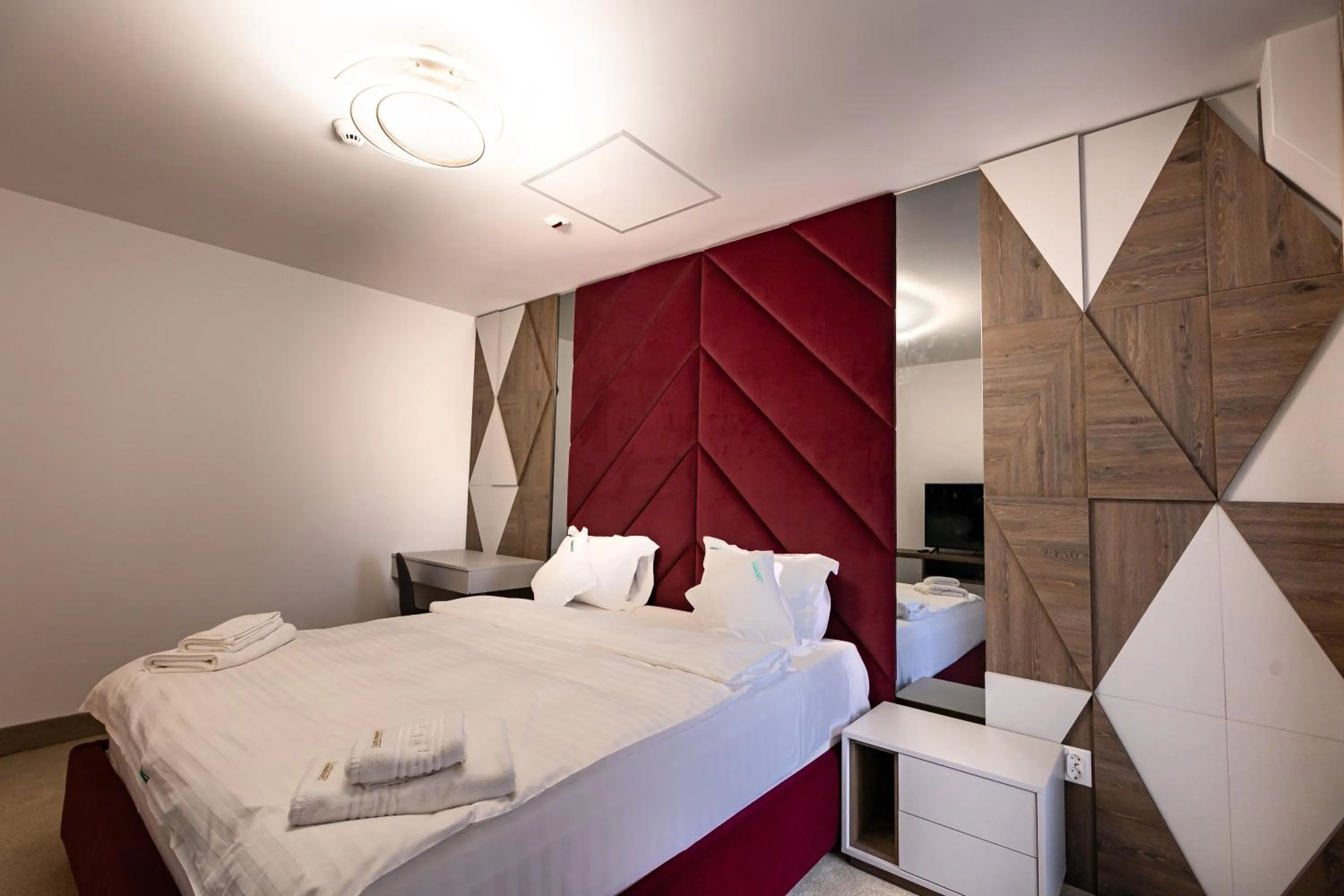 Bed in Wanderer Sighisoara