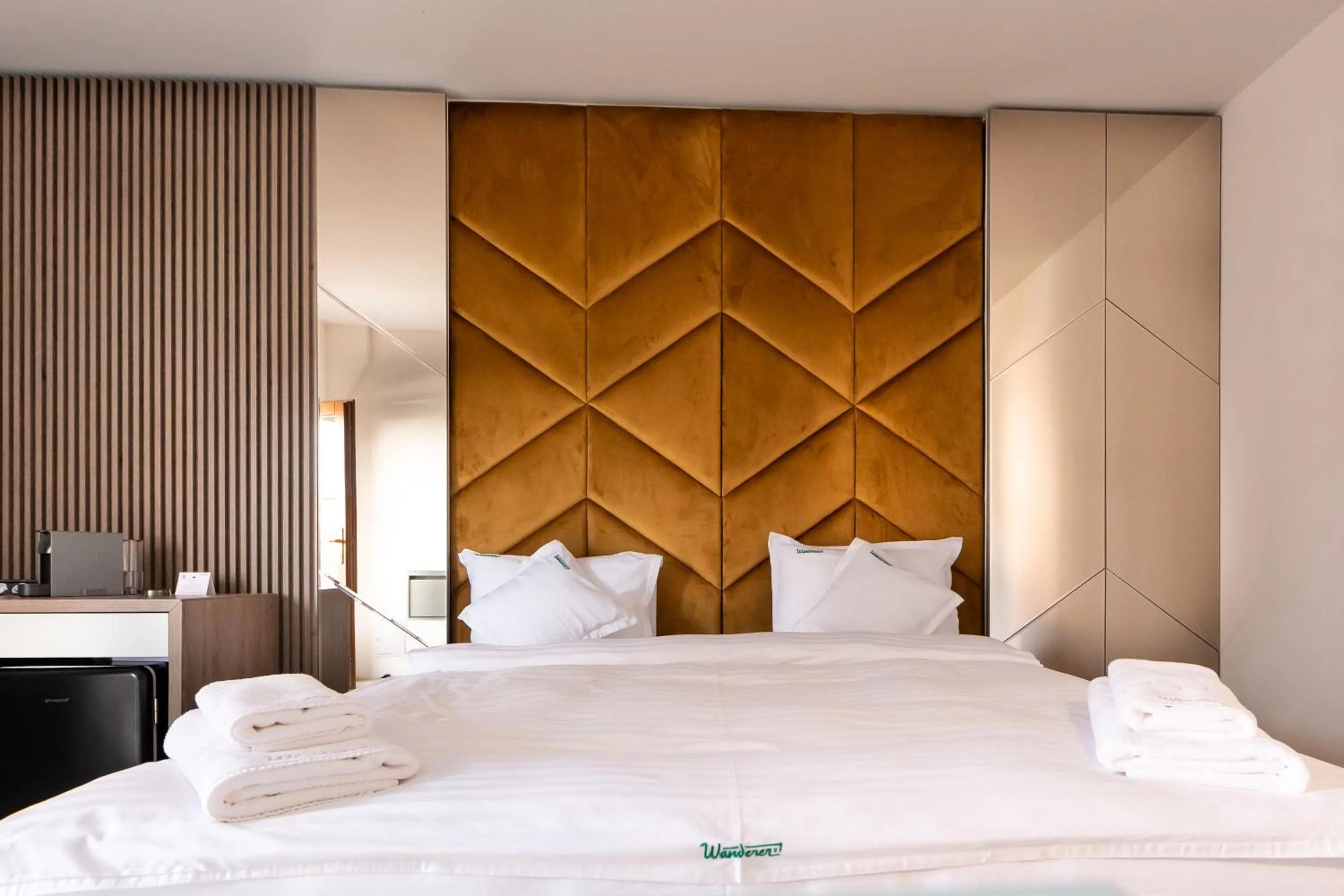 Bed in Wanderer Sighisoara