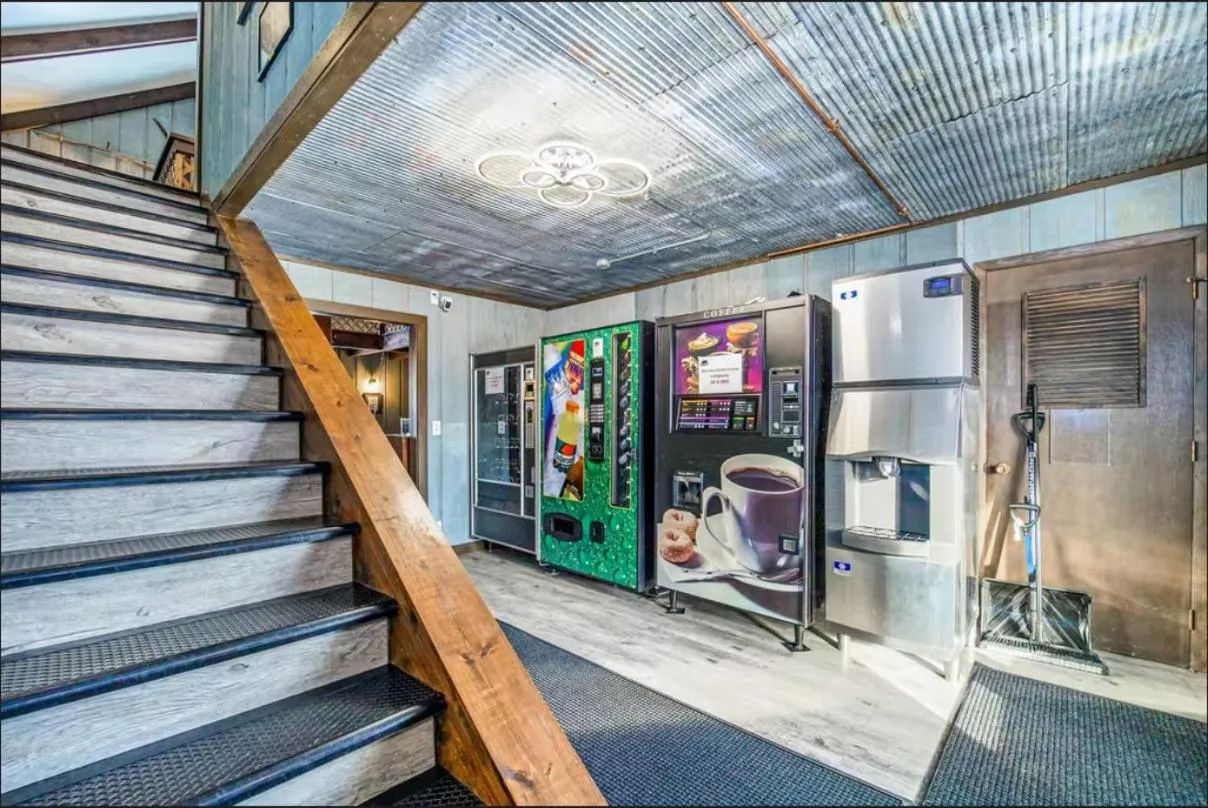 vending machine in Snow Chasers Lodge