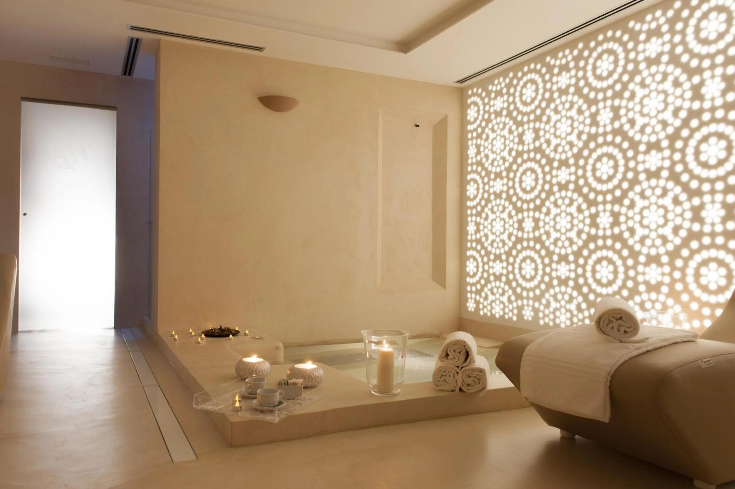 Hot Tub, Bed in Residence Villa Bottacin