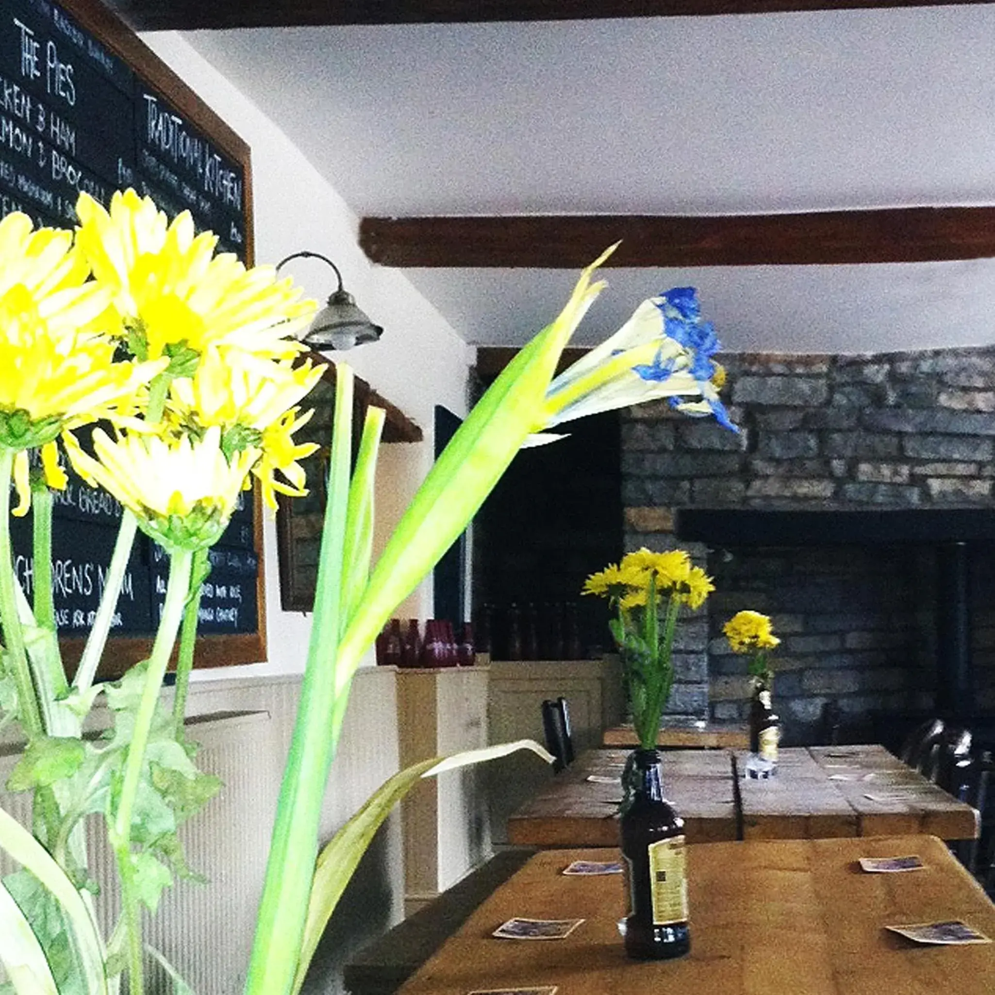 Restaurant/places to eat in Cross Keys Inn Restaurant/places to eat in Cross Keys Inn