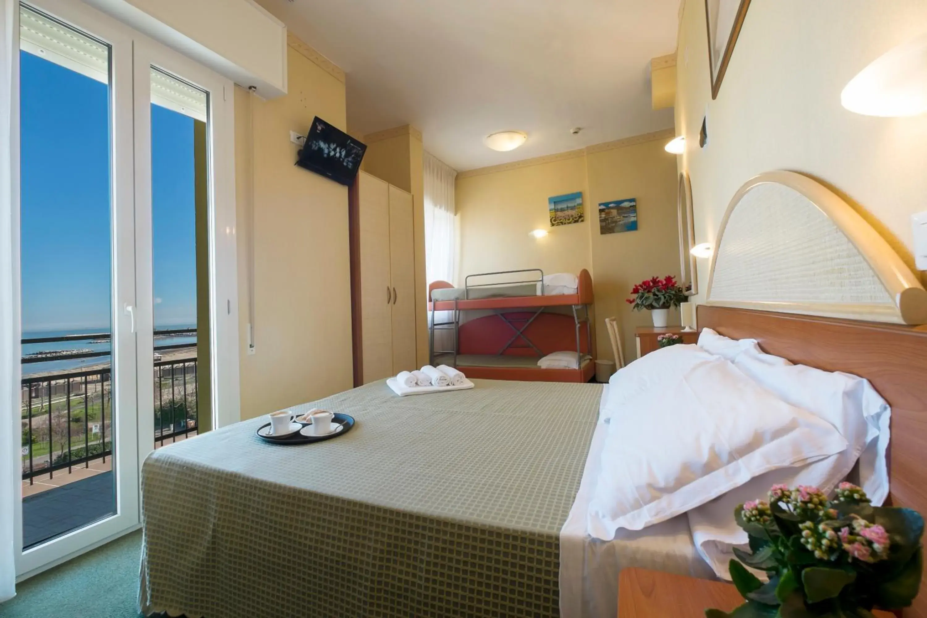 Photo of the whole room, Bed in Hotel Crosal Photo of the whole room, Bed in Hotel Crosal