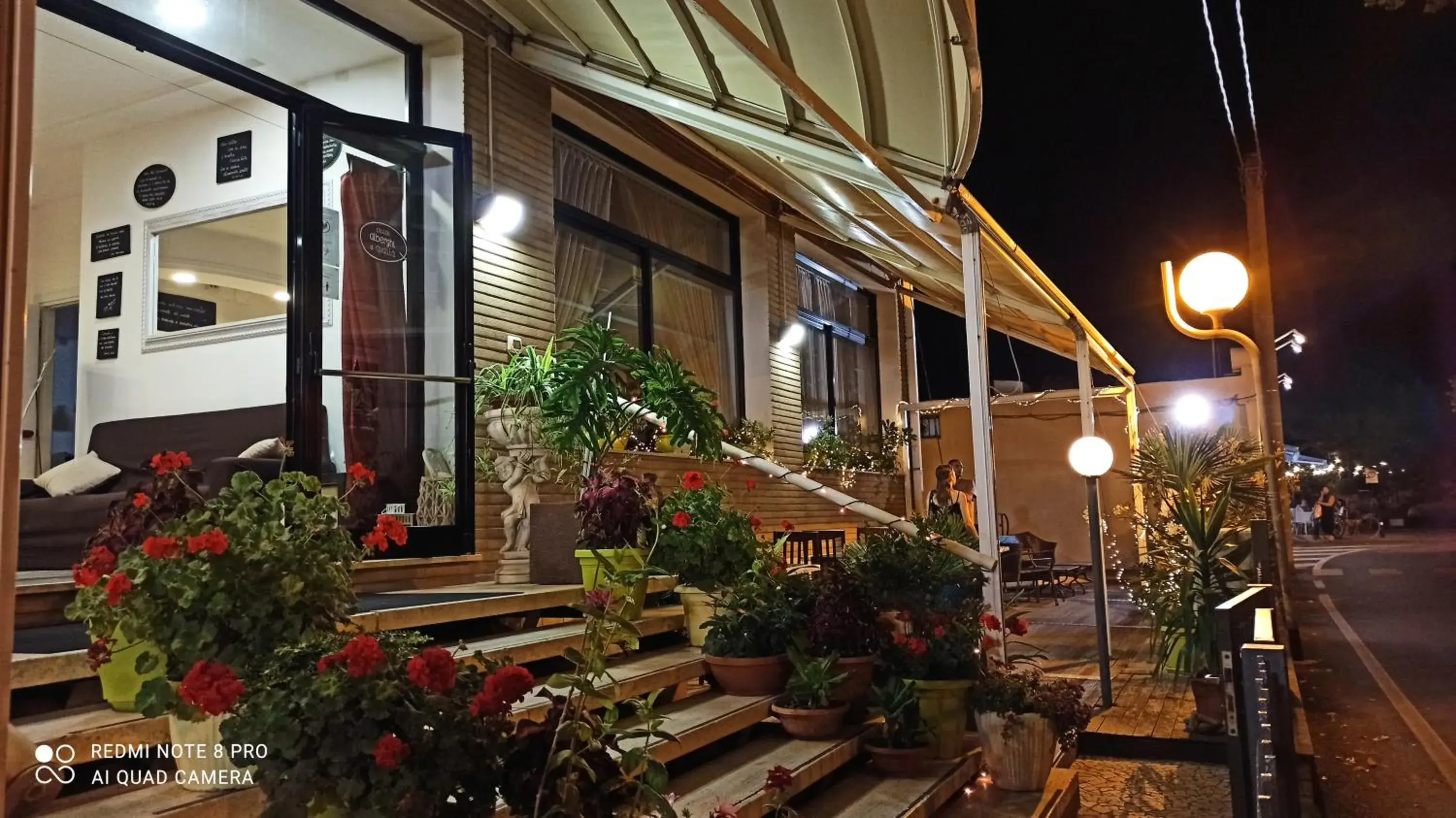 Property building in Hotel Crosal Property building in Hotel Crosal