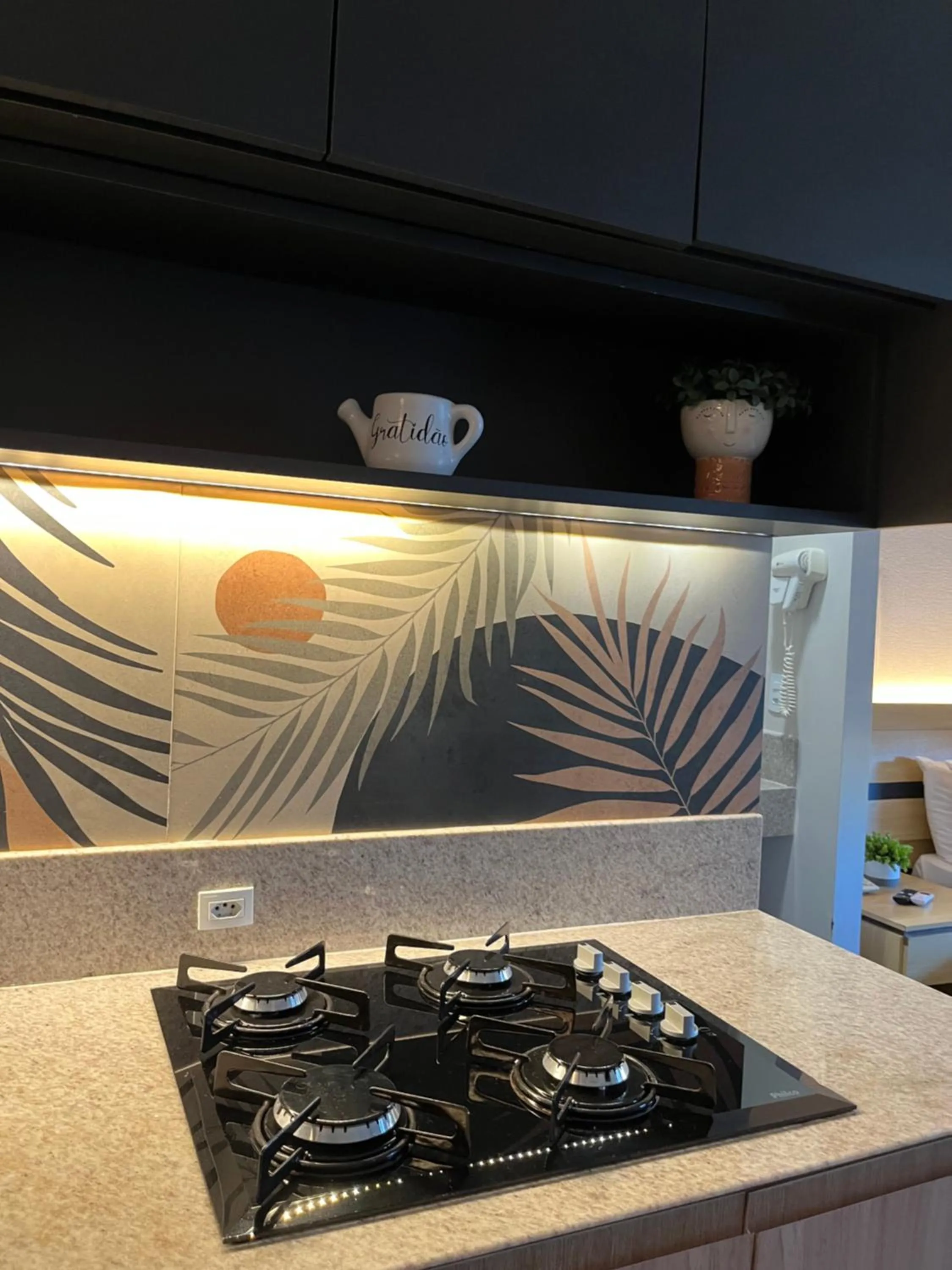 stove in Flat PRAIA Home Experience Dante Michelini