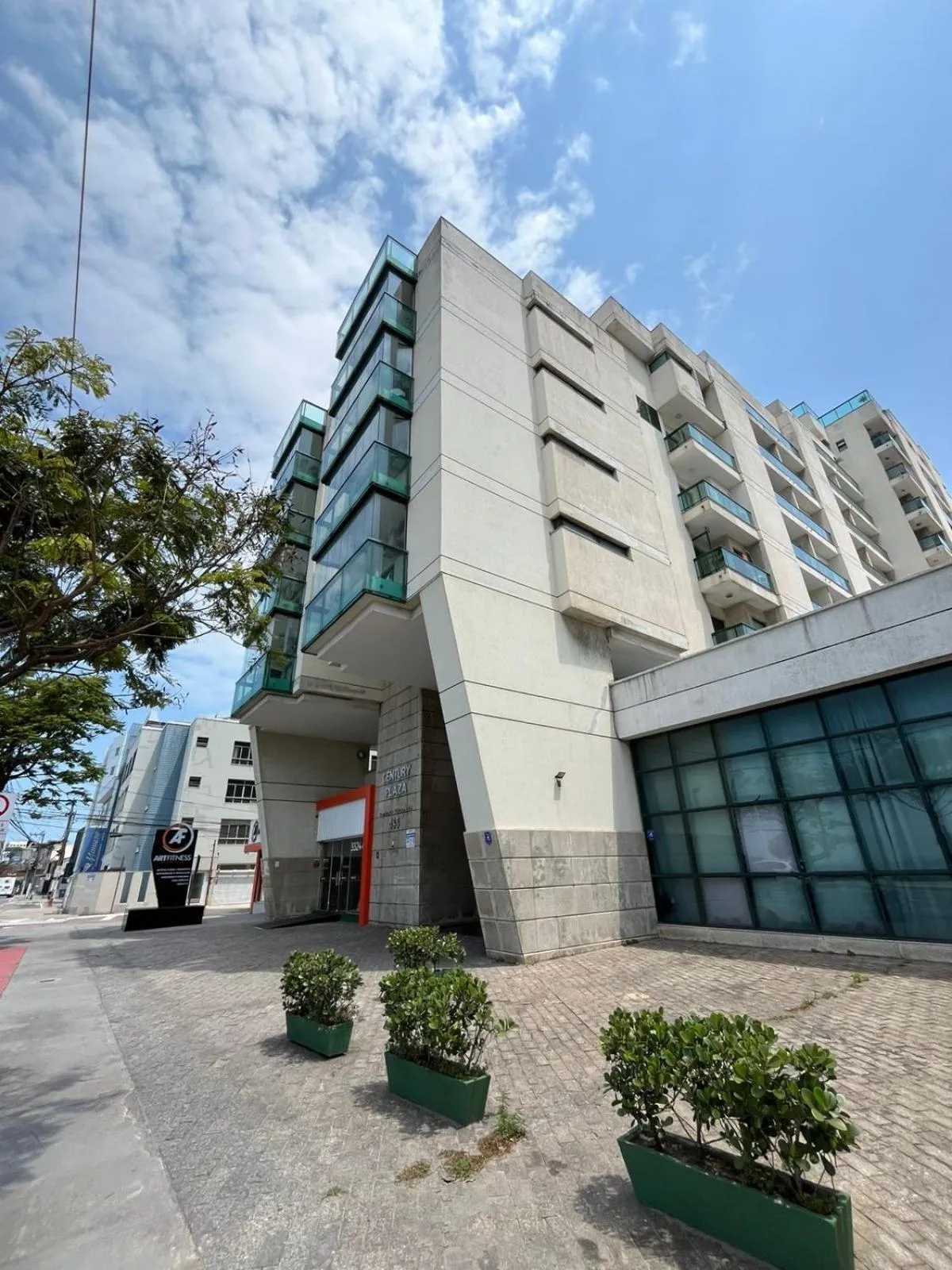 Property building in Flat PRAIA Home Experience Dante Michelini
