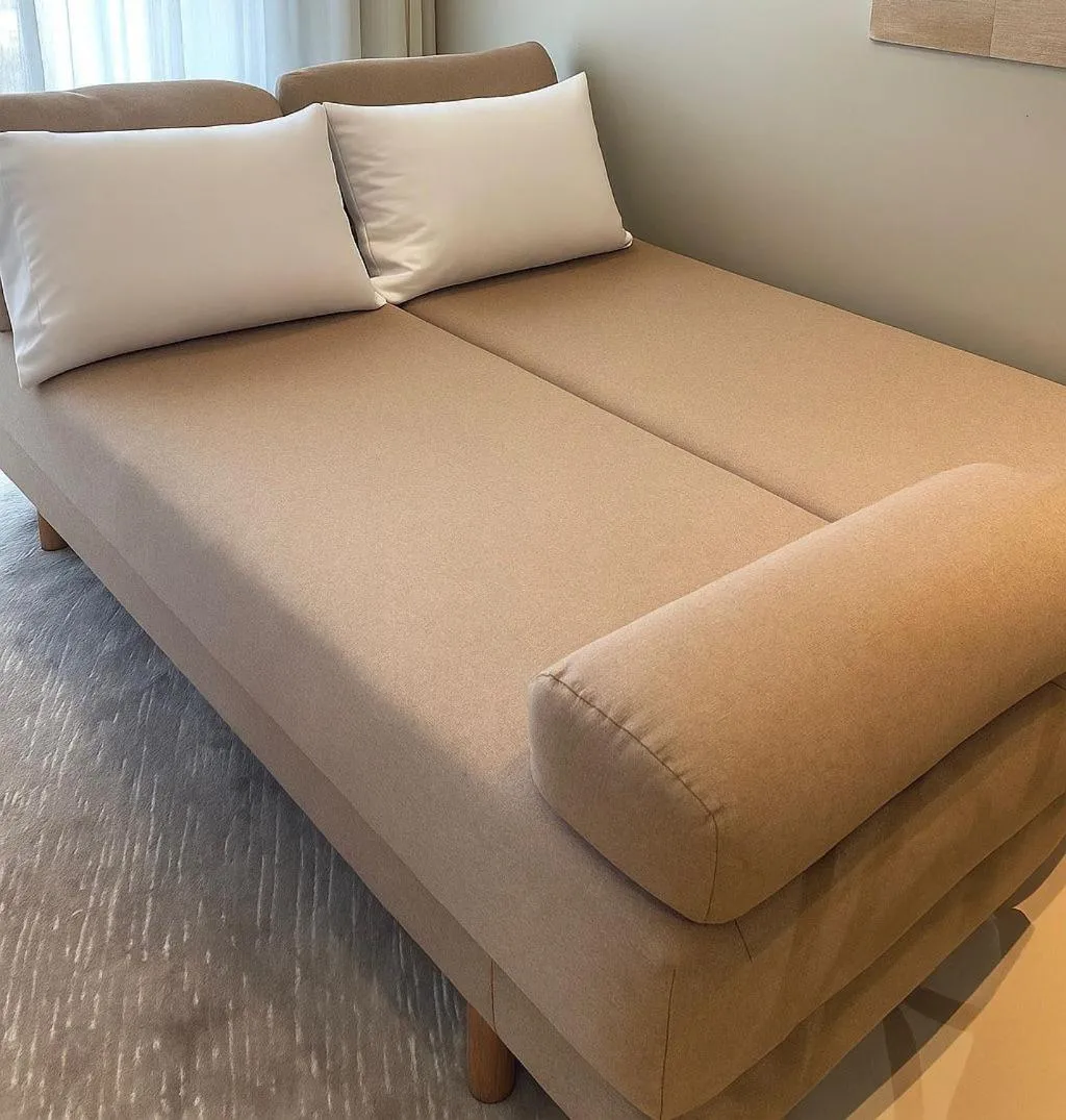 Living room, Bed in Flat PRAIA Home Experience Dante Michelini