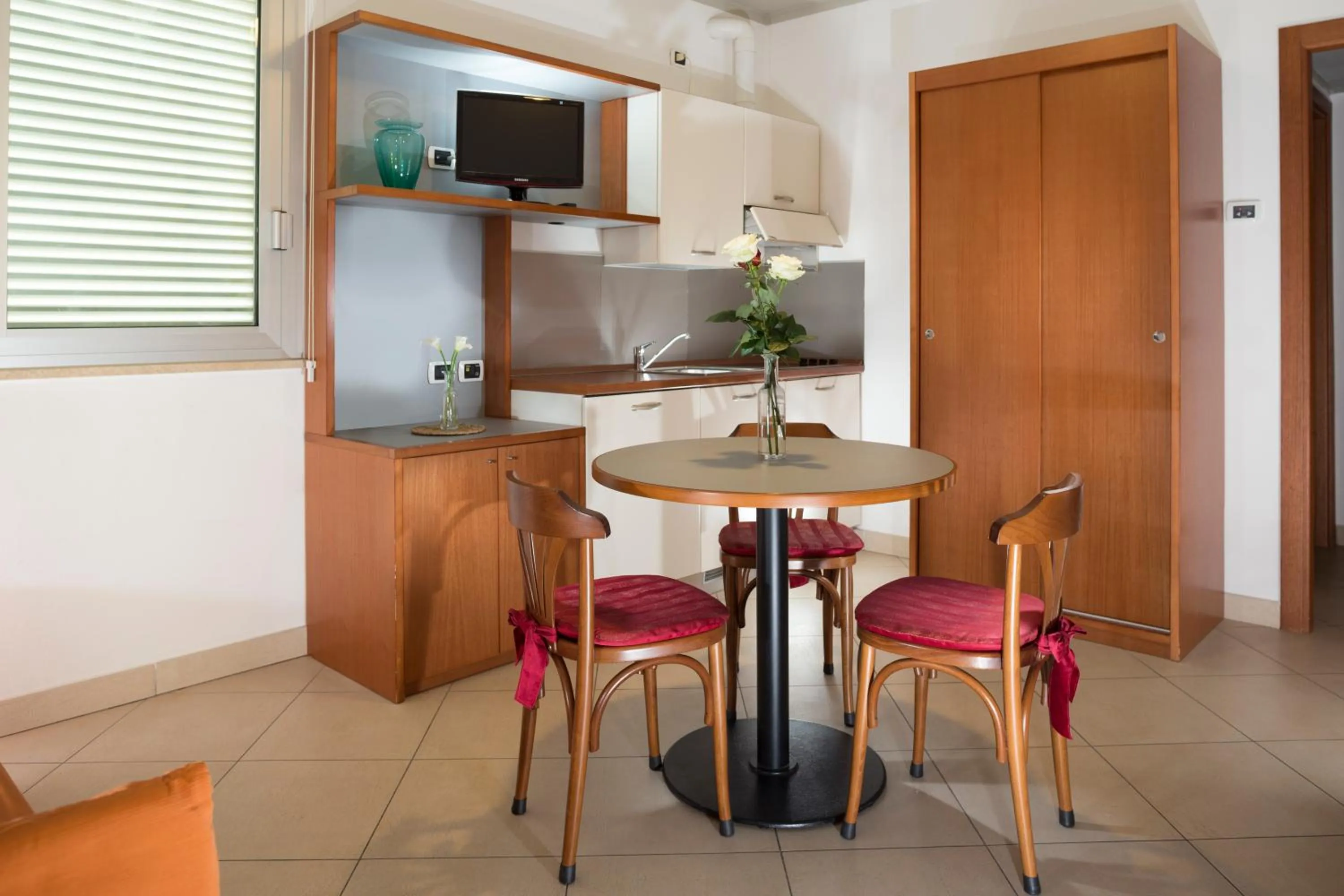 Kitchen or kitchenette in Hotel Ascot & Spa