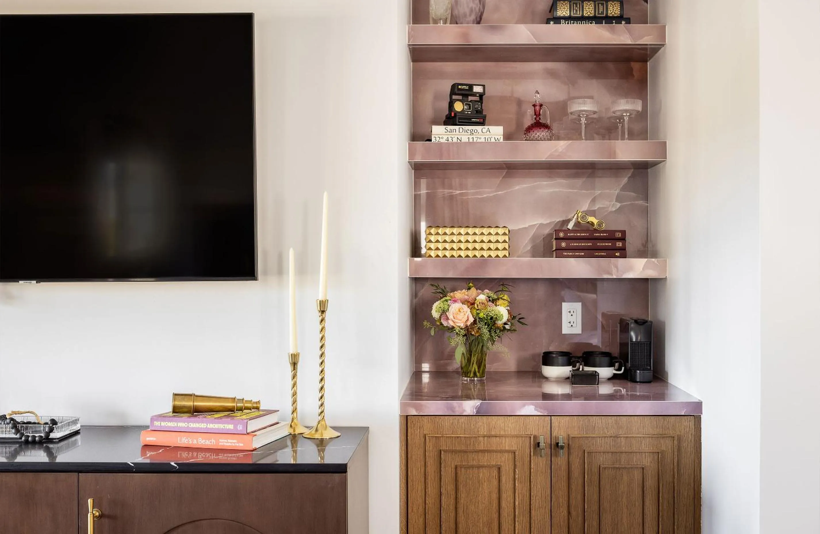 TV and multimedia in Orli La Jolla