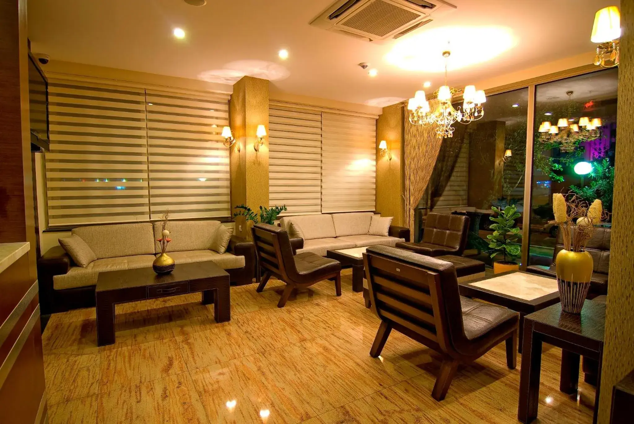 Lobby or reception in Hotel Ilayda Lobby or reception in Hotel Ilayda