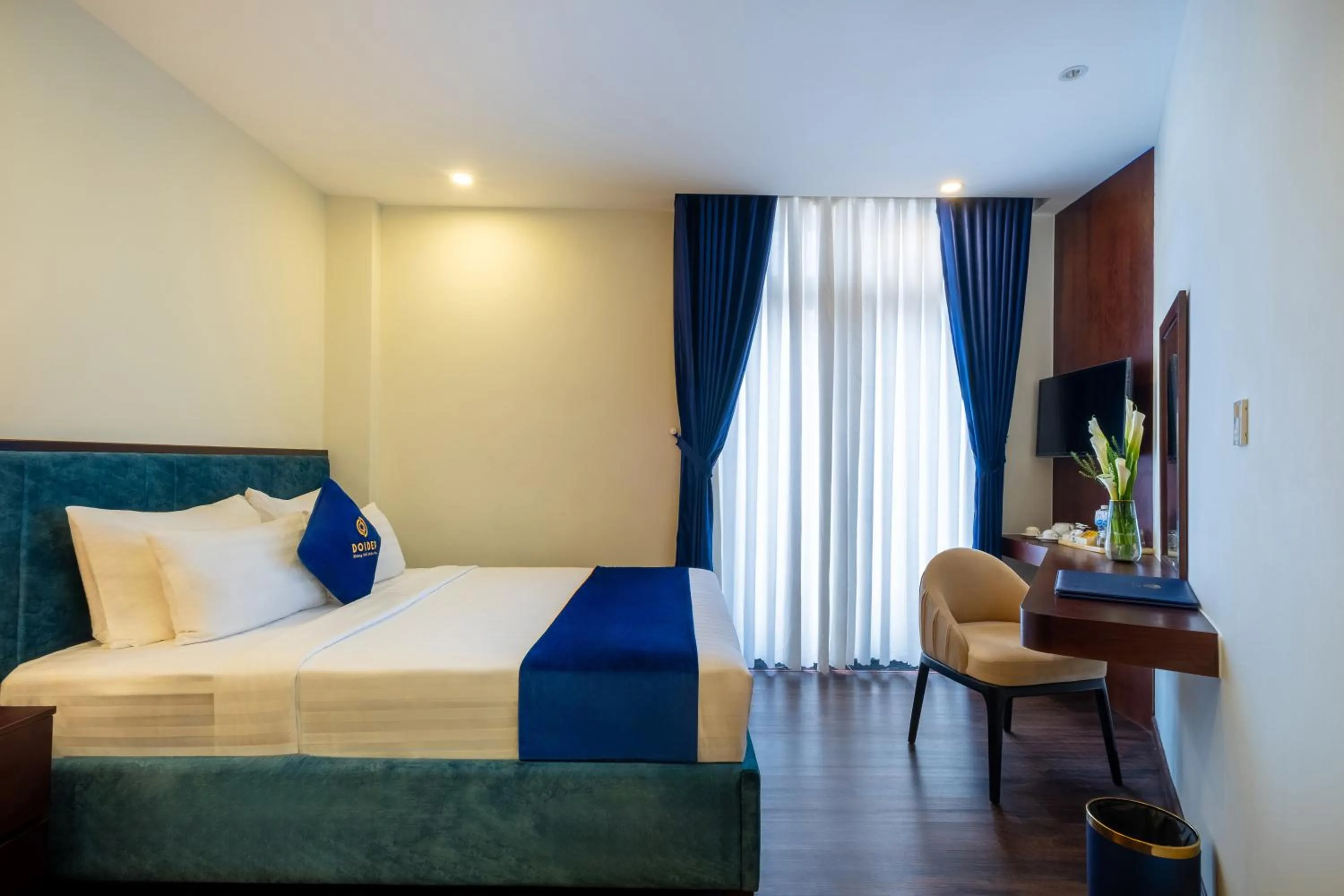 Bedroom, Bed in Sandals Camellia Hotel