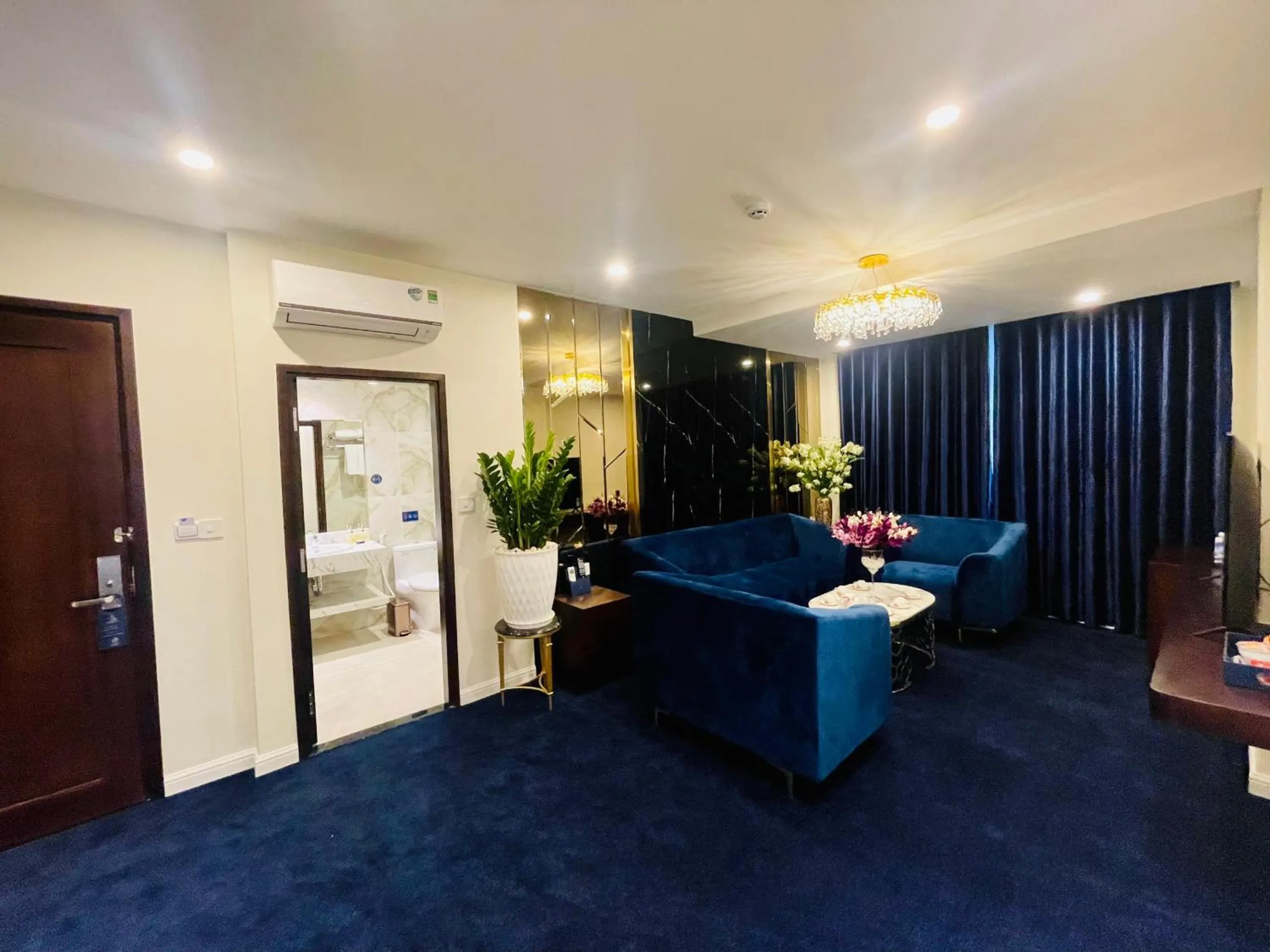 Living room in Sandals Camellia Hotel