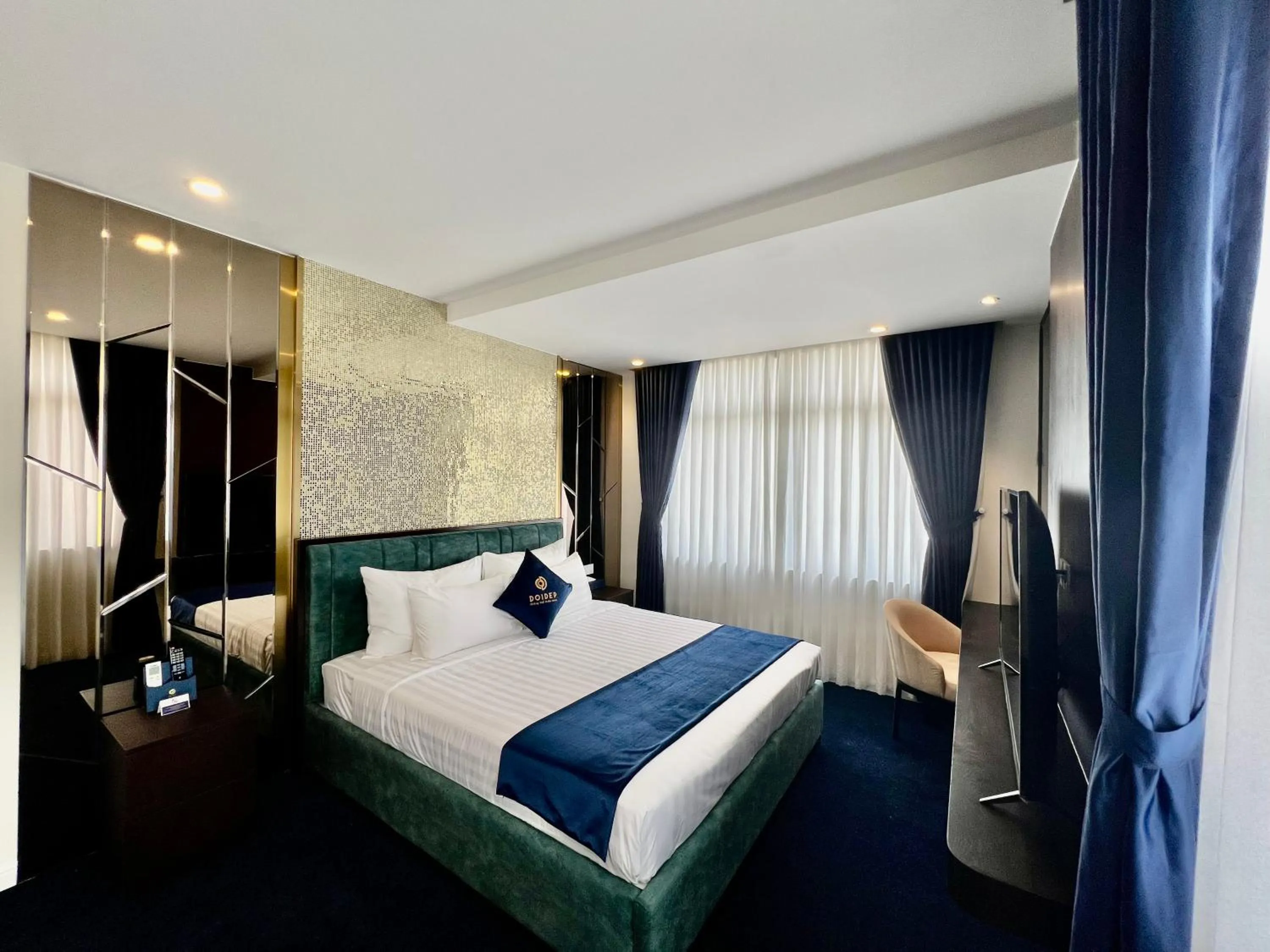 Bedroom, Bed in Sandals Camellia Hotel