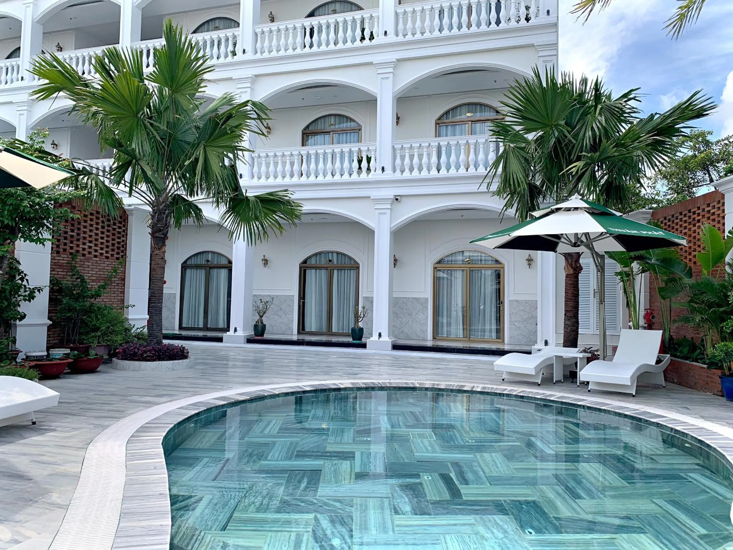 Property building in Thuận Phát Hotel