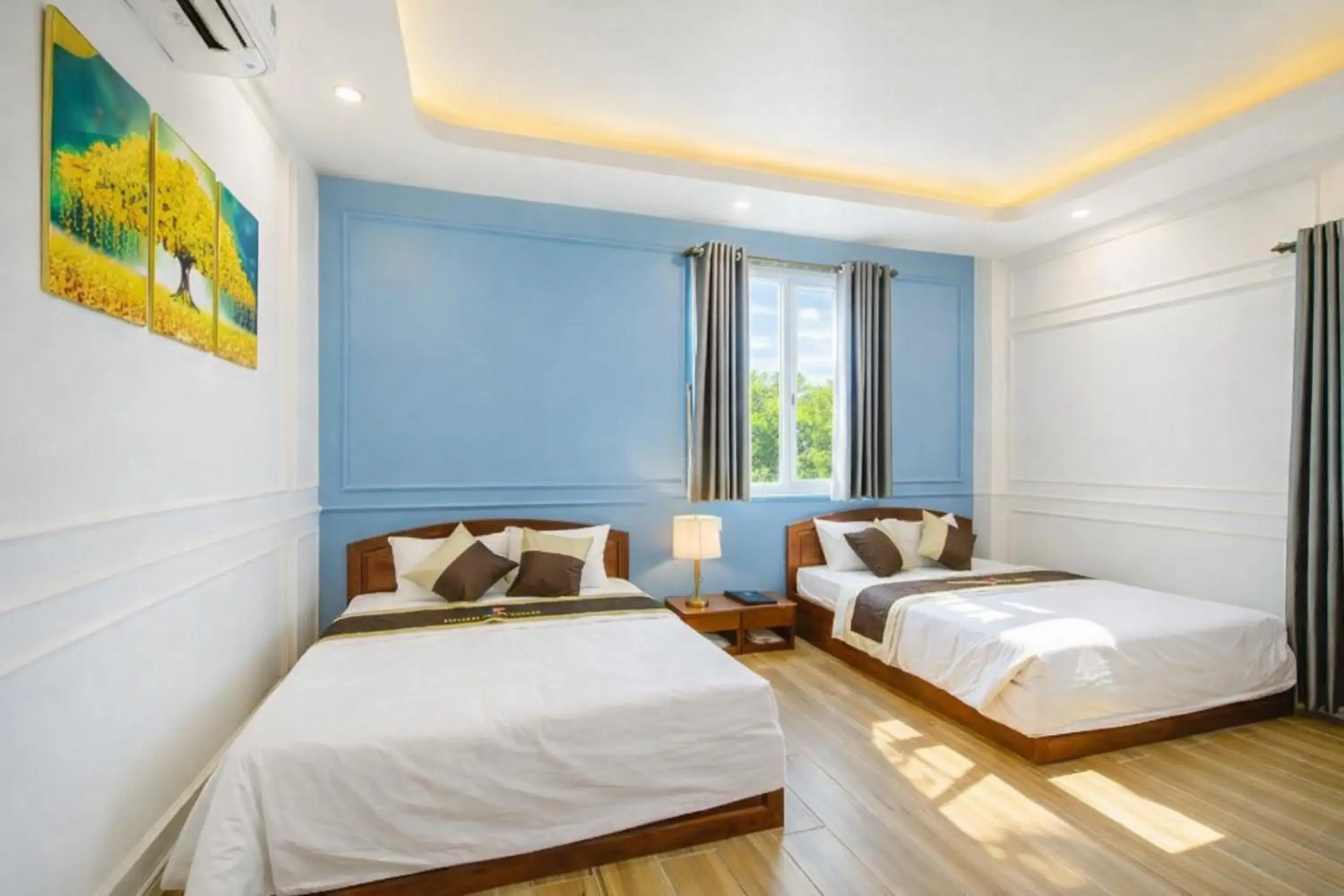 Photo of the whole room, Bed in Thuận Phát Hotel Photo of the whole room, Bed in Thuận Phát Hotel