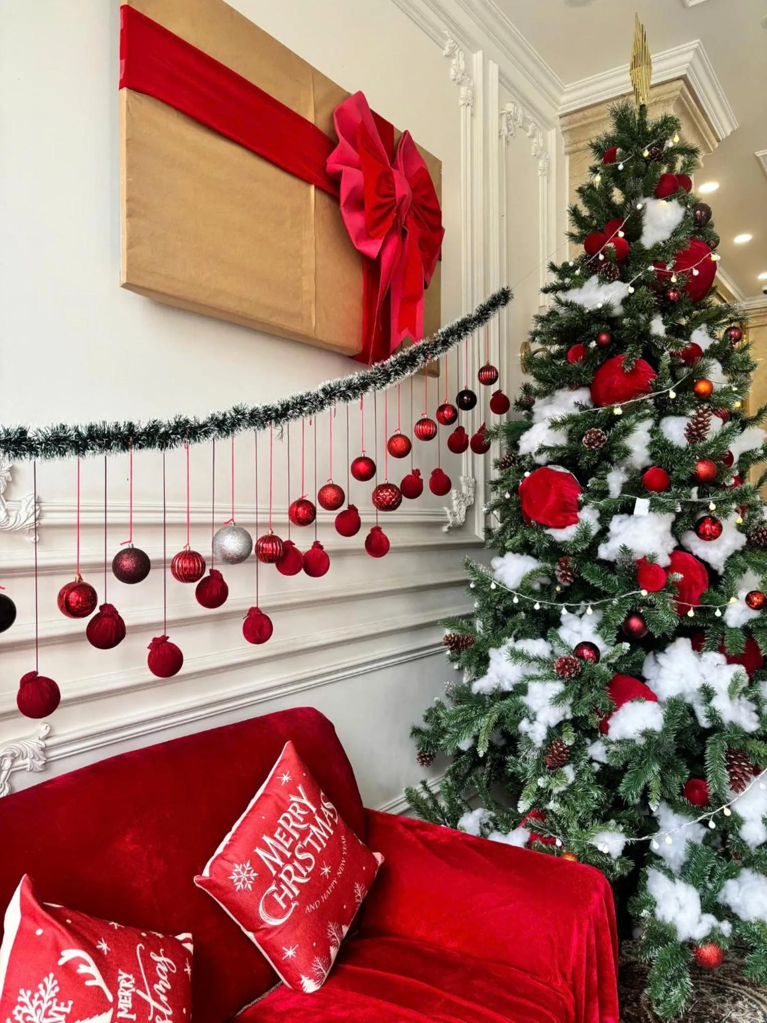 Living room in Thuận Phát Hotel