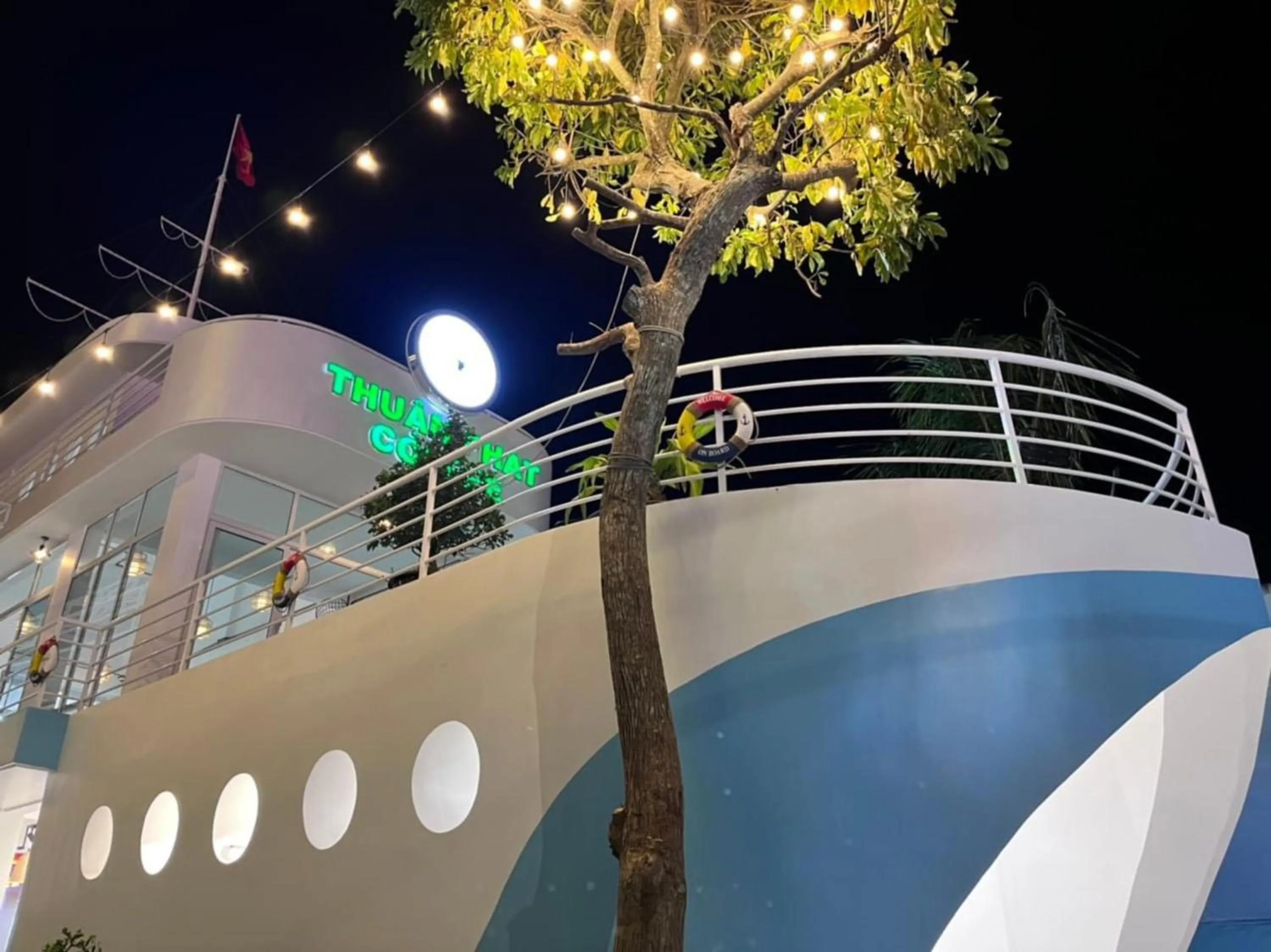 Restaurant/places to eat in Thuận Phát Hotel