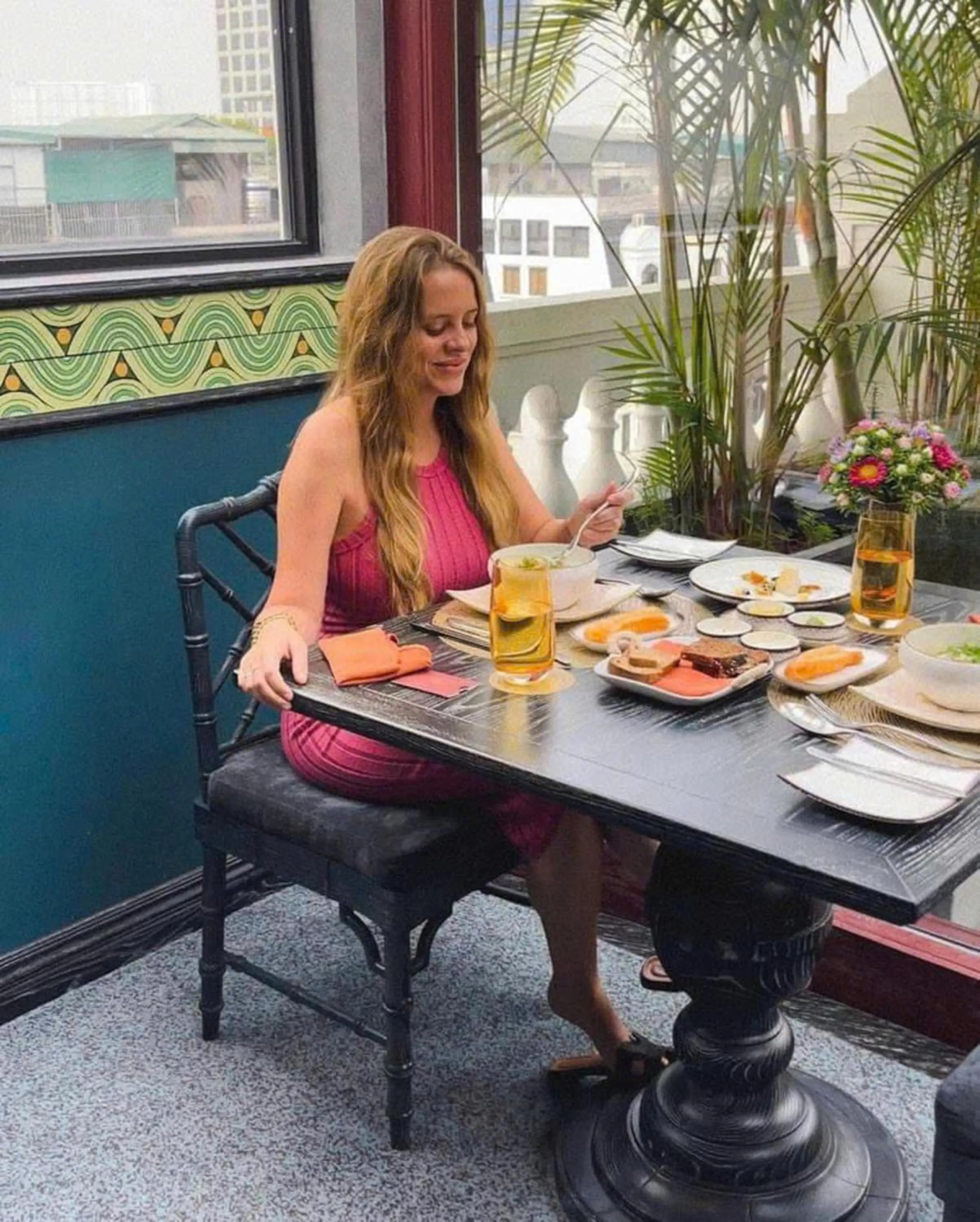 Restaurant/places to eat in 22Land Heritage Hotel & Retreat