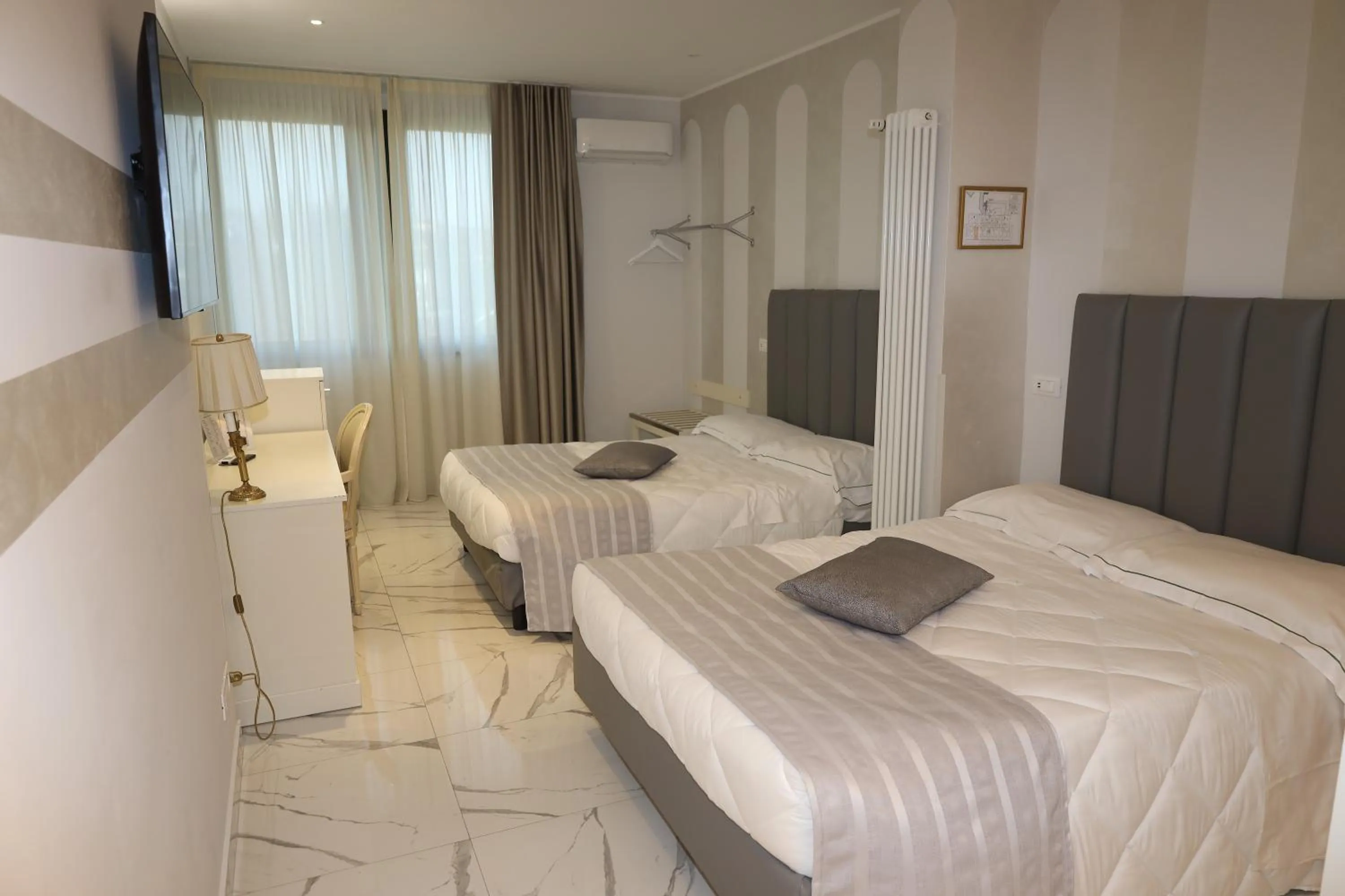 Bed in Hotel Ristorante Continental