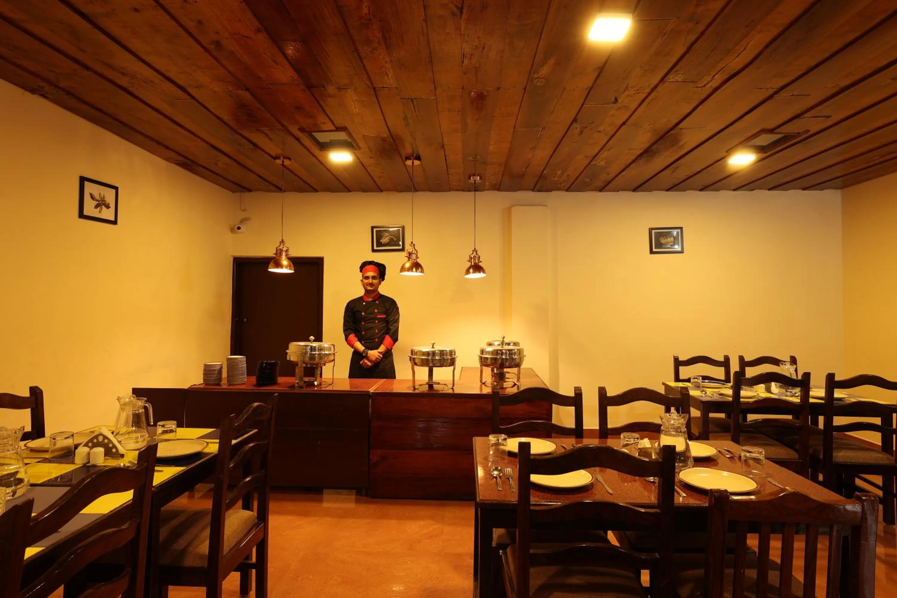 Dining area in Avadale Coorg - Stag Groups Not Allowed