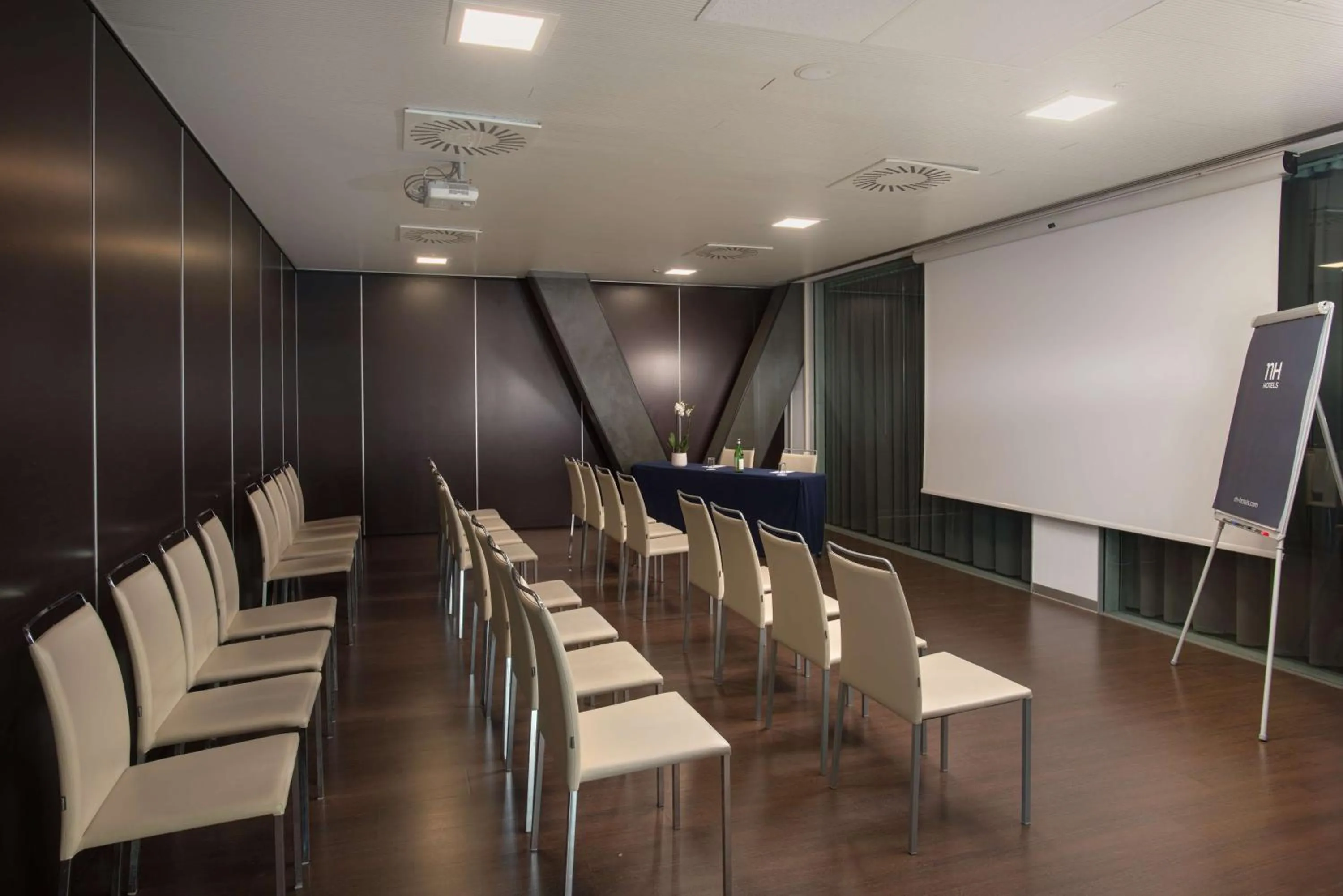 Meeting/conference room in NH Orio Al Serio