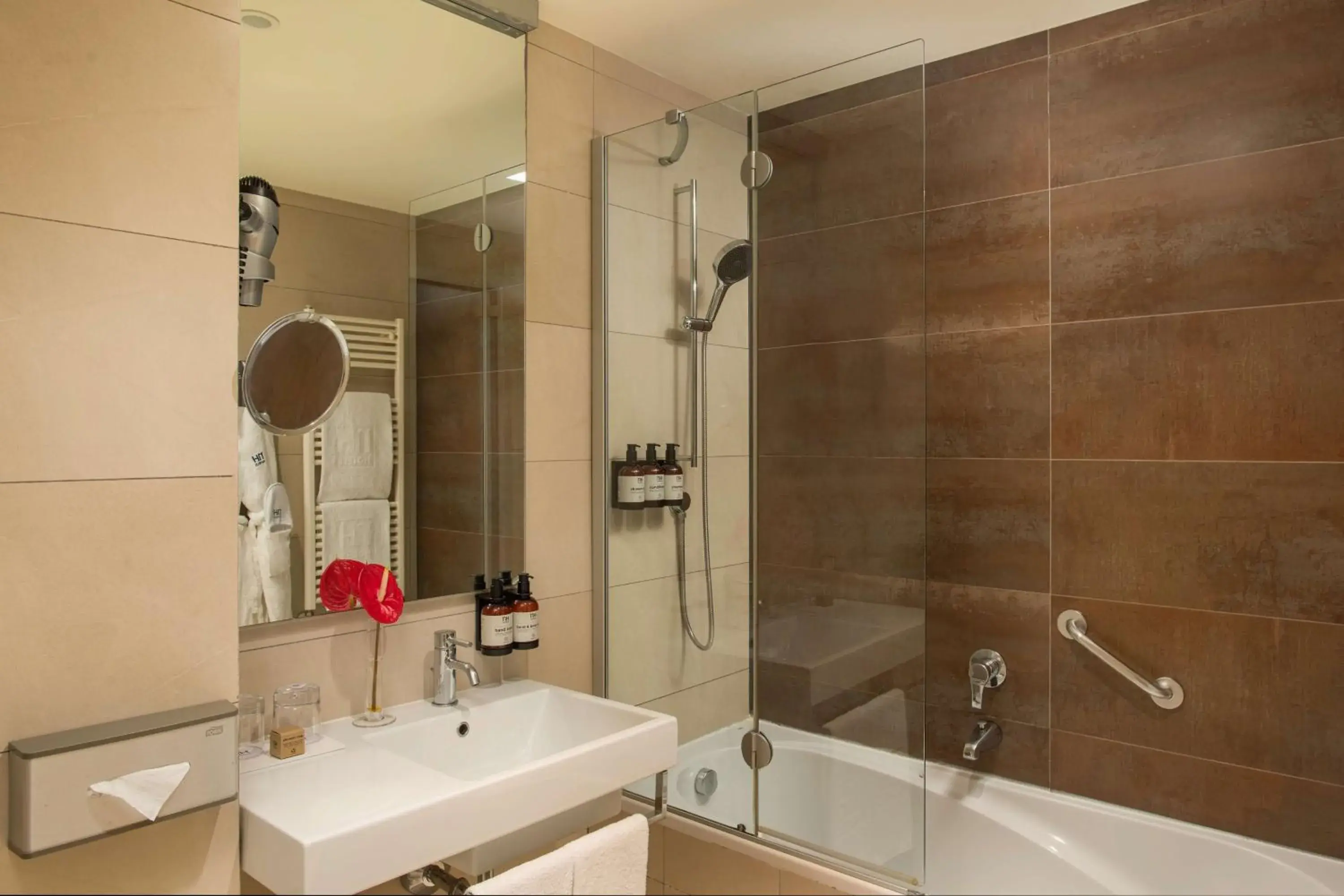 Bathroom in NH Orio Al Serio Bathroom in NH Orio Al Serio