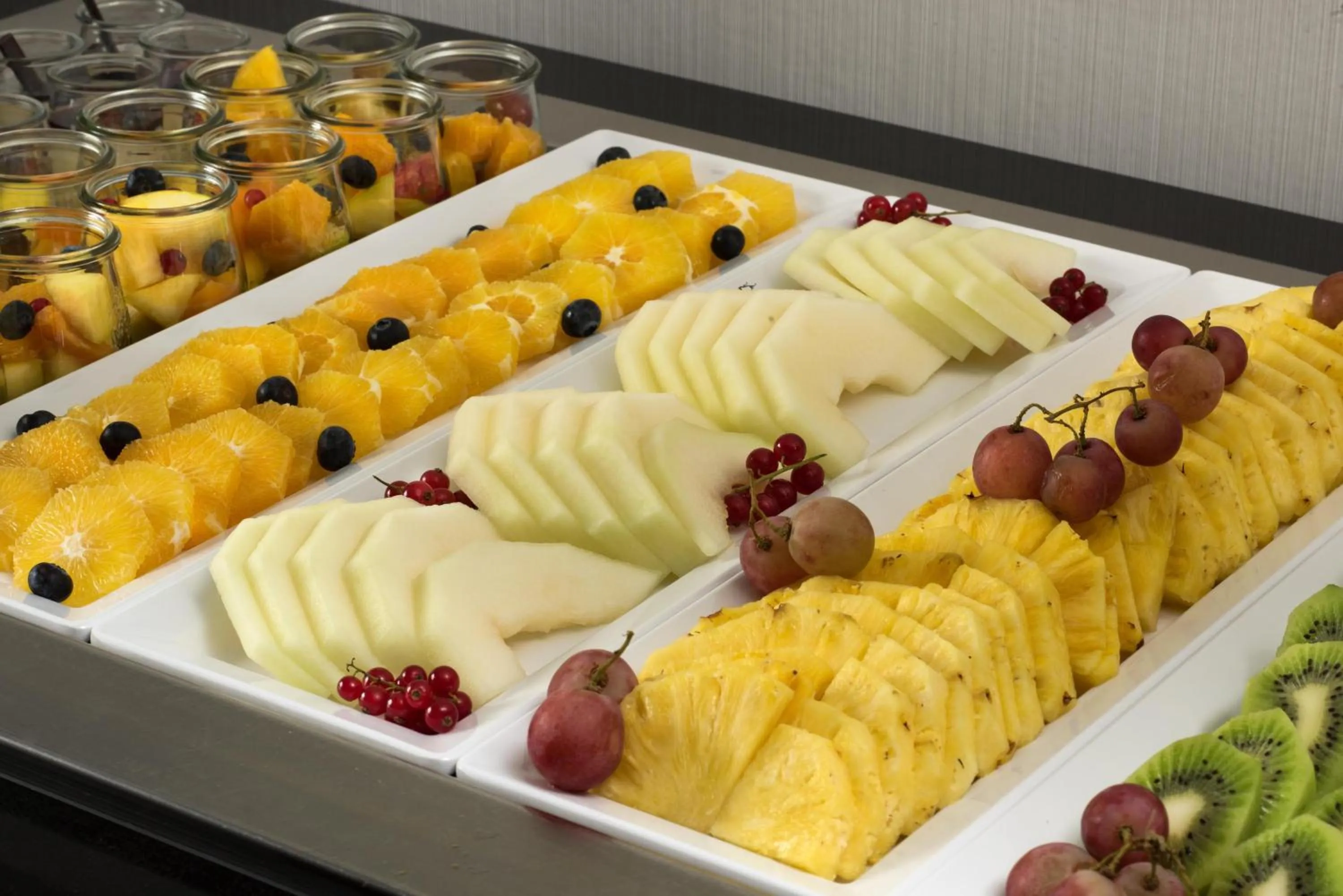 Restaurant/places to eat in NH Orio Al Serio