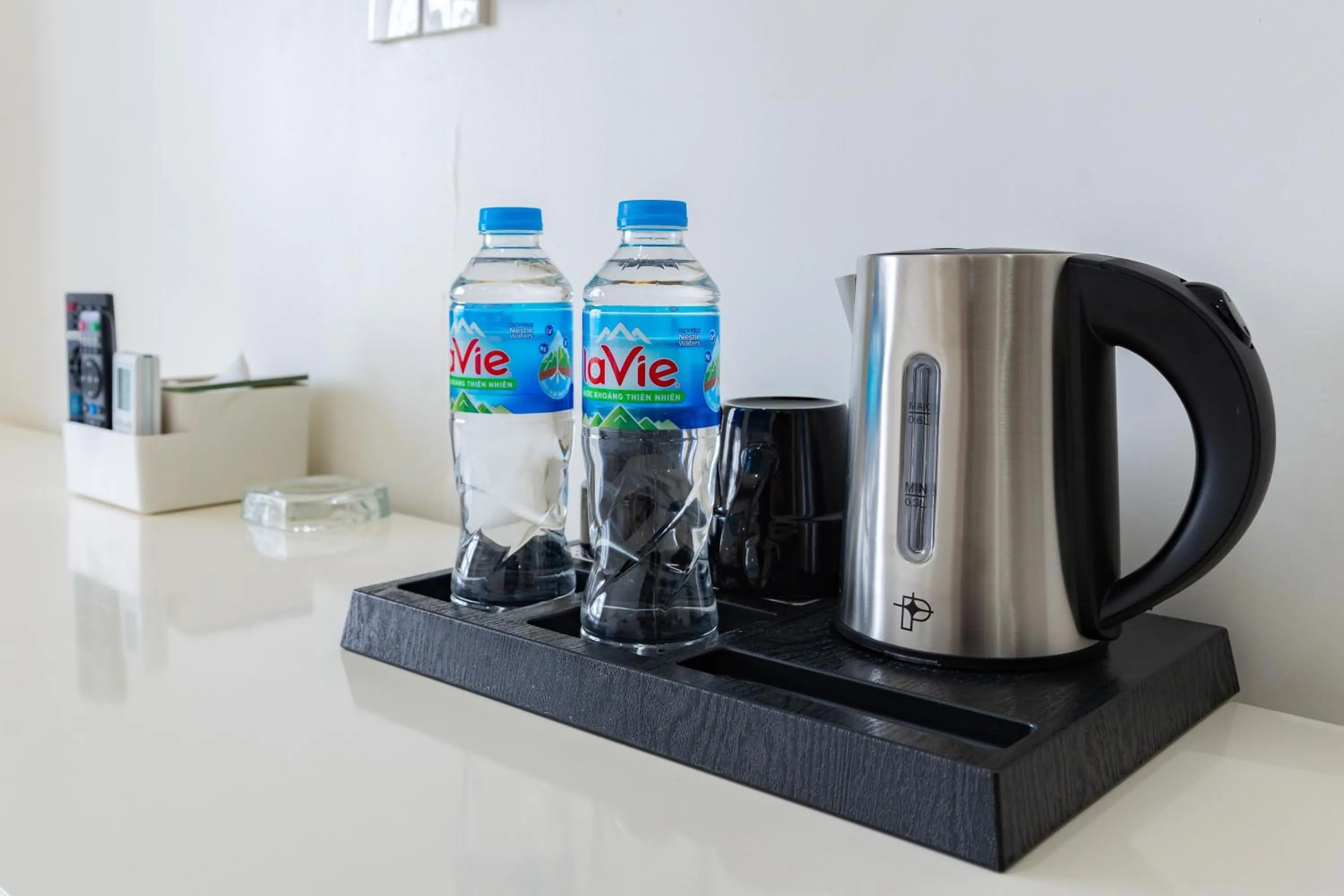 Coffee/tea facilities in Grand Hill Hotel & Apartment