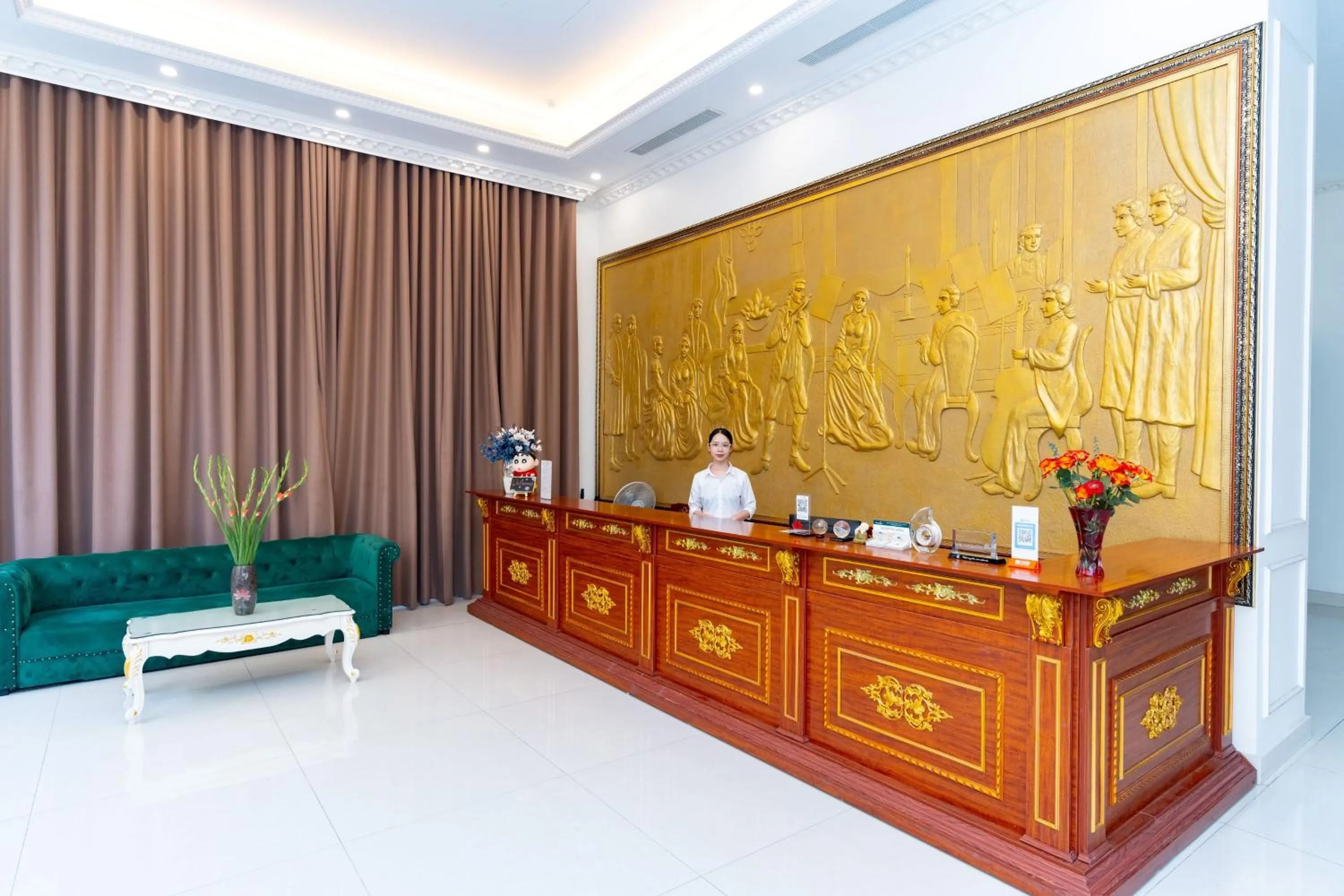 Lobby or reception in Grand Hill Hotel & Apartment