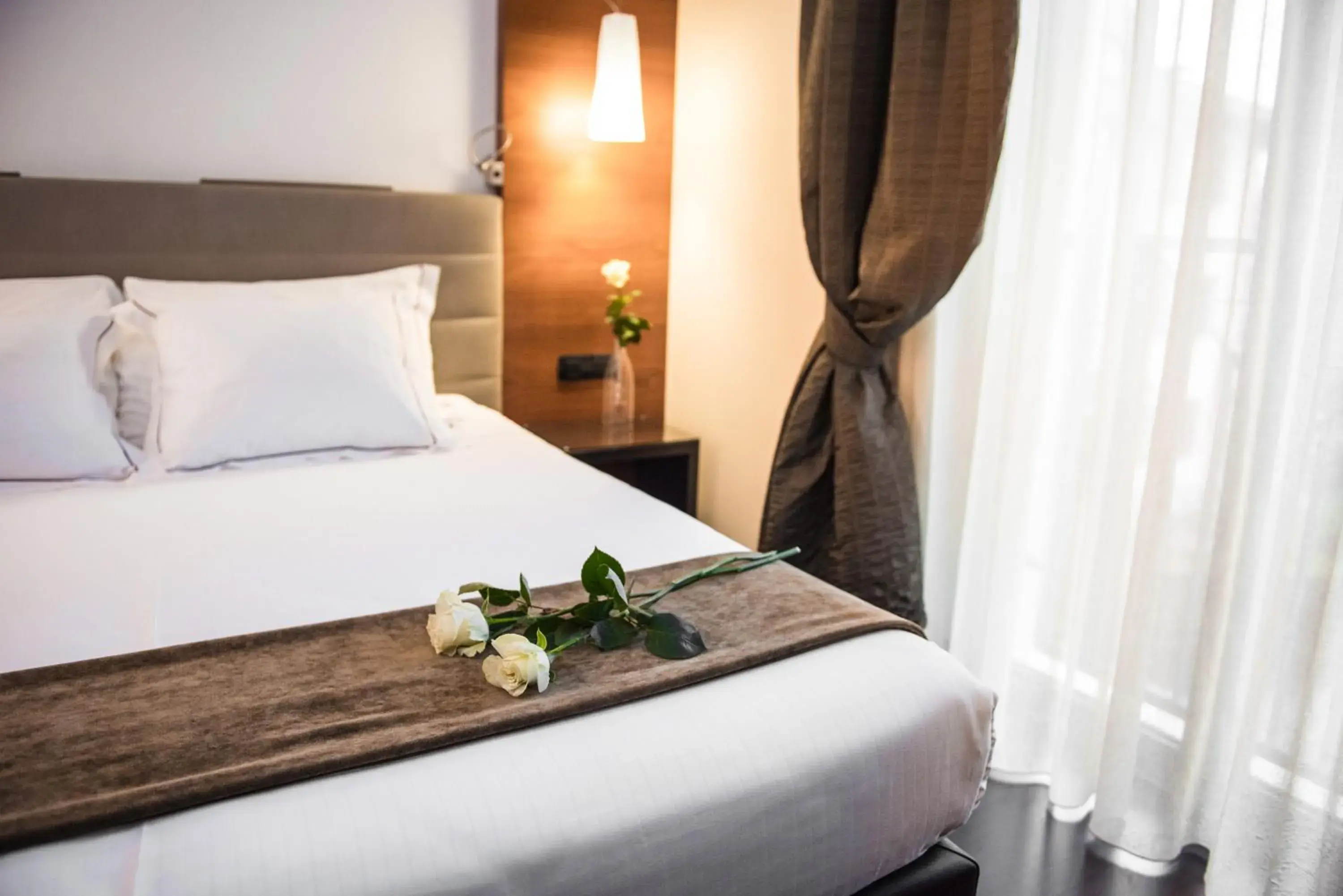 Bed in Red's Redaelli Hotel Bed in Red's Redaelli Hotel