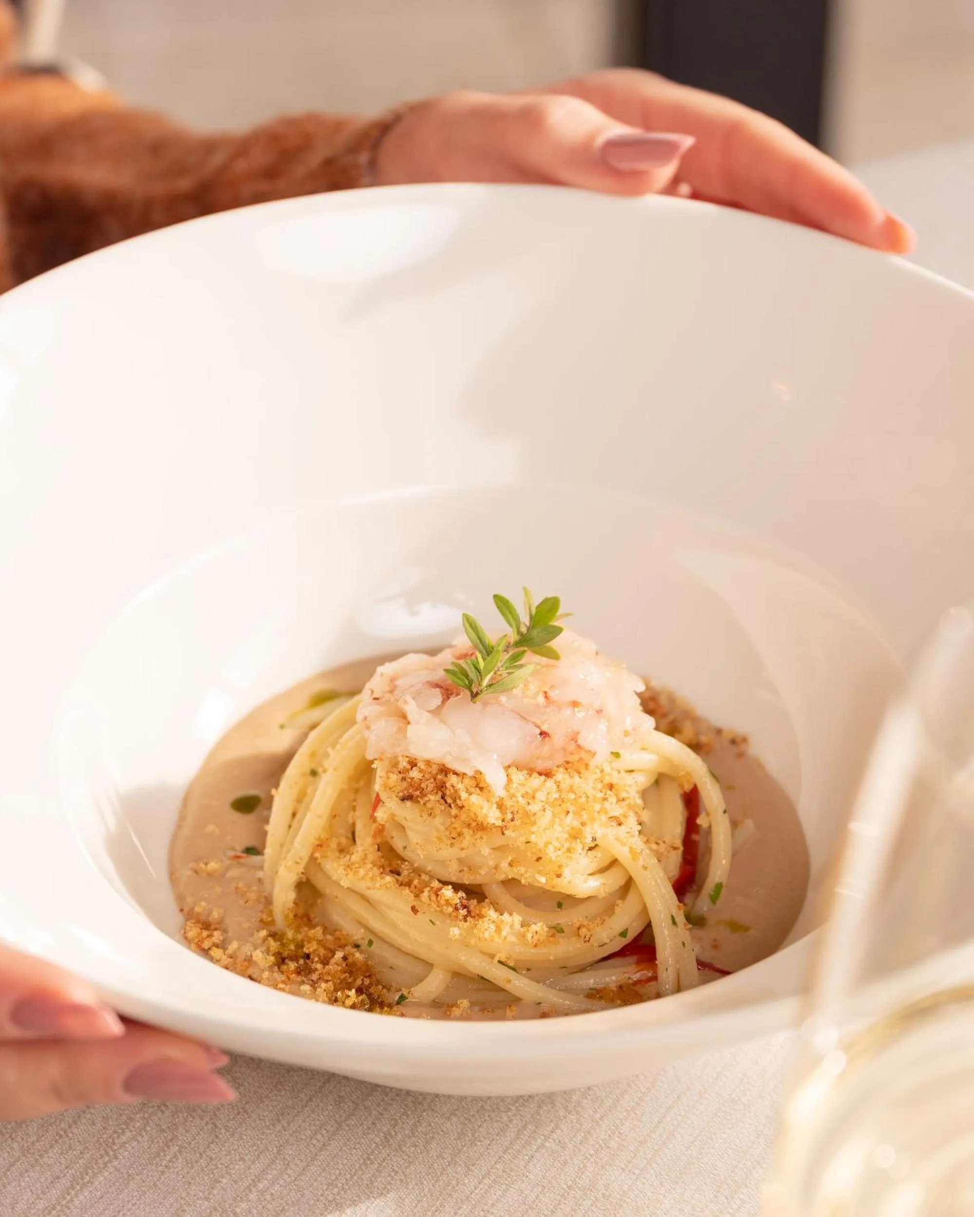 Restaurant/places to eat in Red's Redaelli Hotel