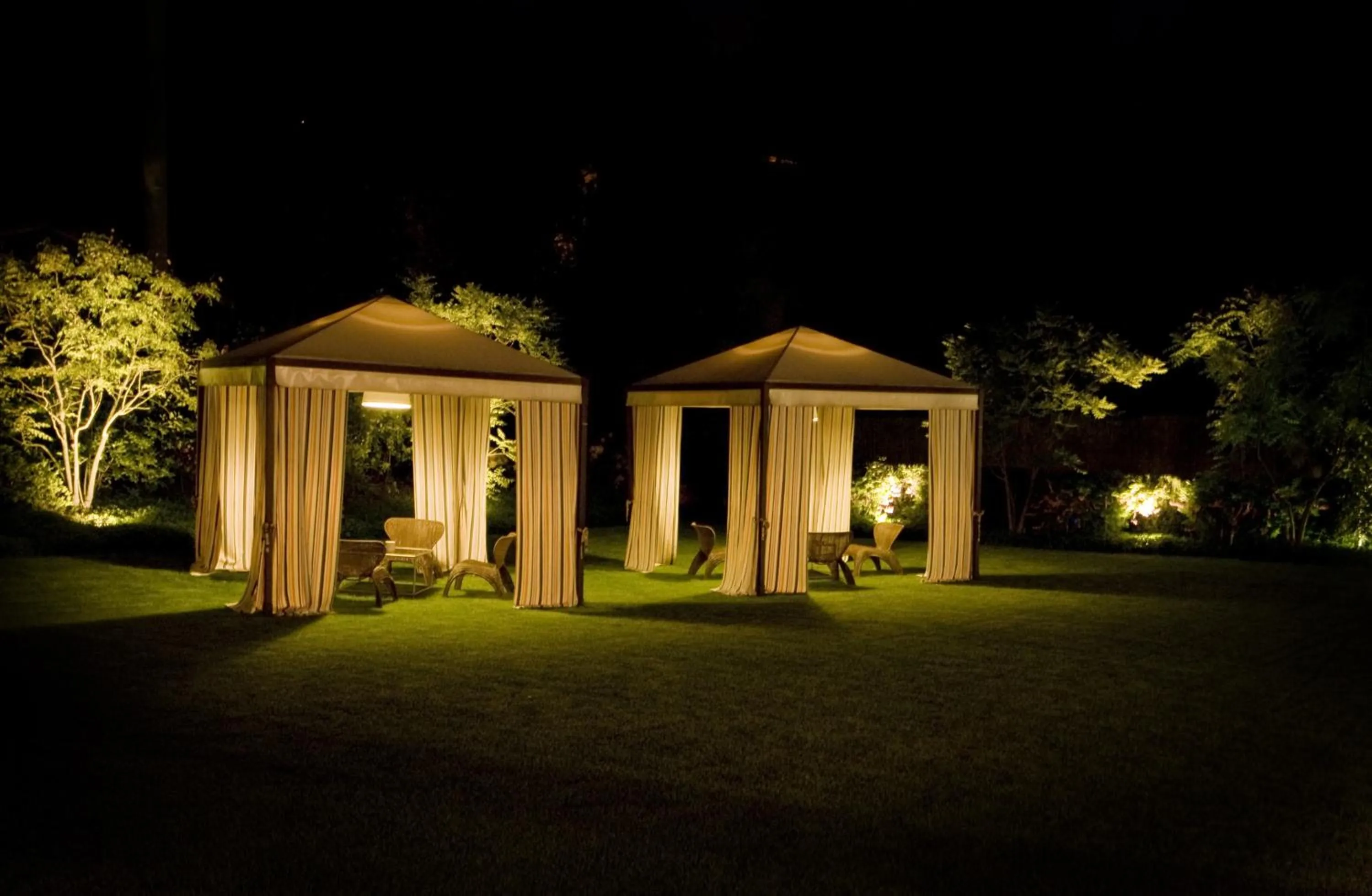 Garden in Red's Redaelli Hotel