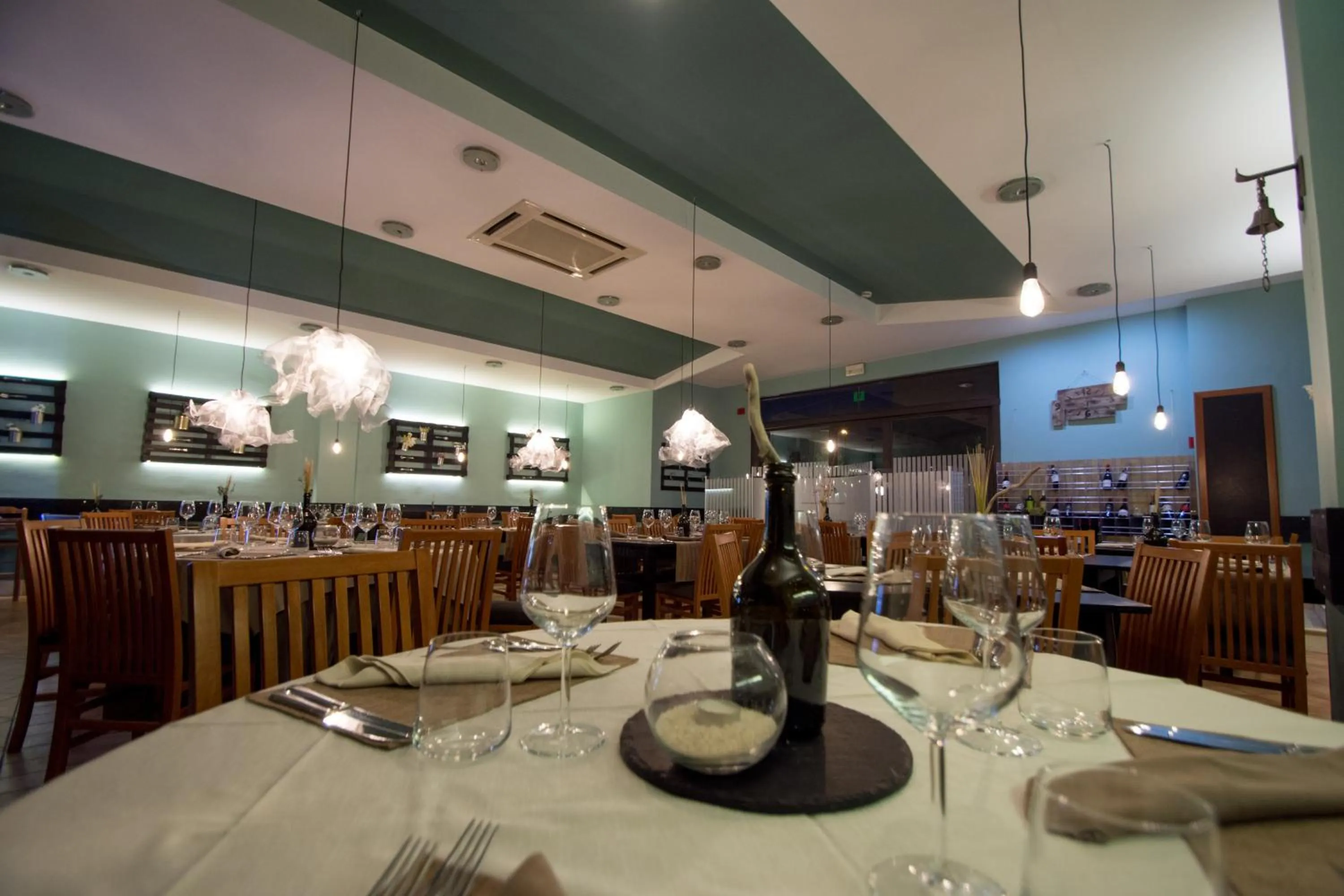 Restaurant/places to eat in Il Gabbiano