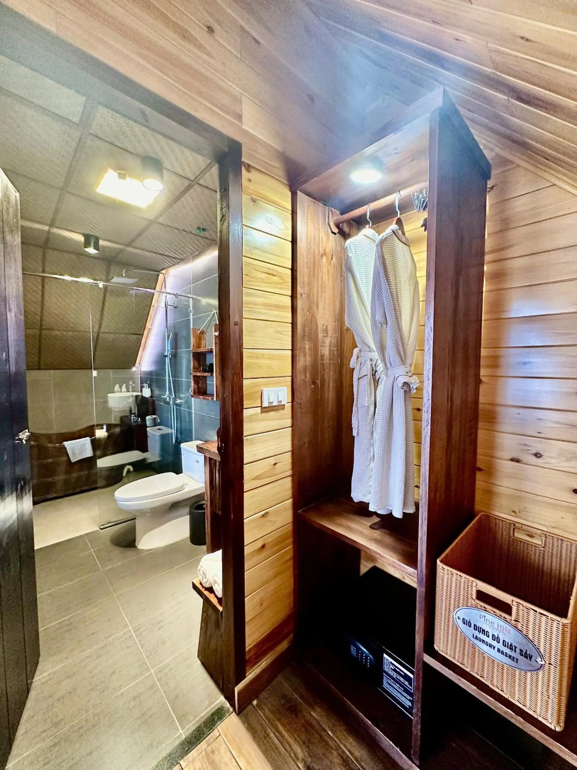 Toilet in Sapa Pine Hill Eco Lodge