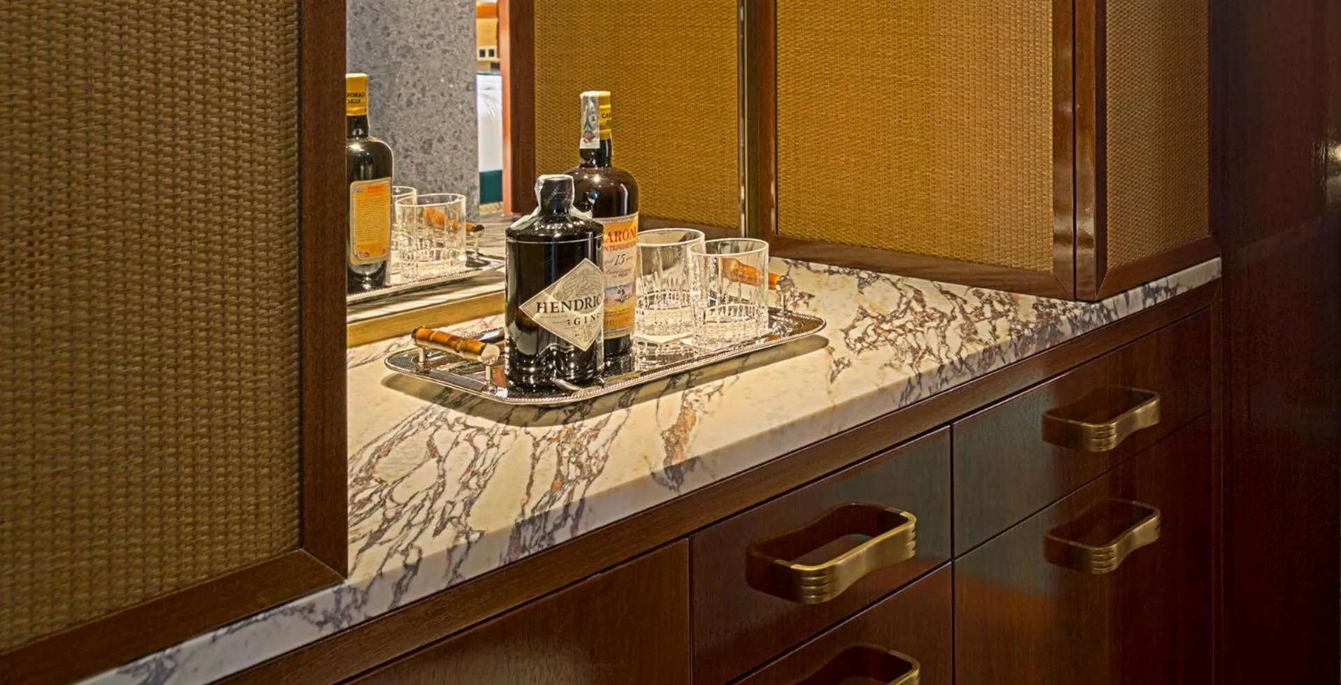 Drinks in Portrait Milano - Lungarno Collection