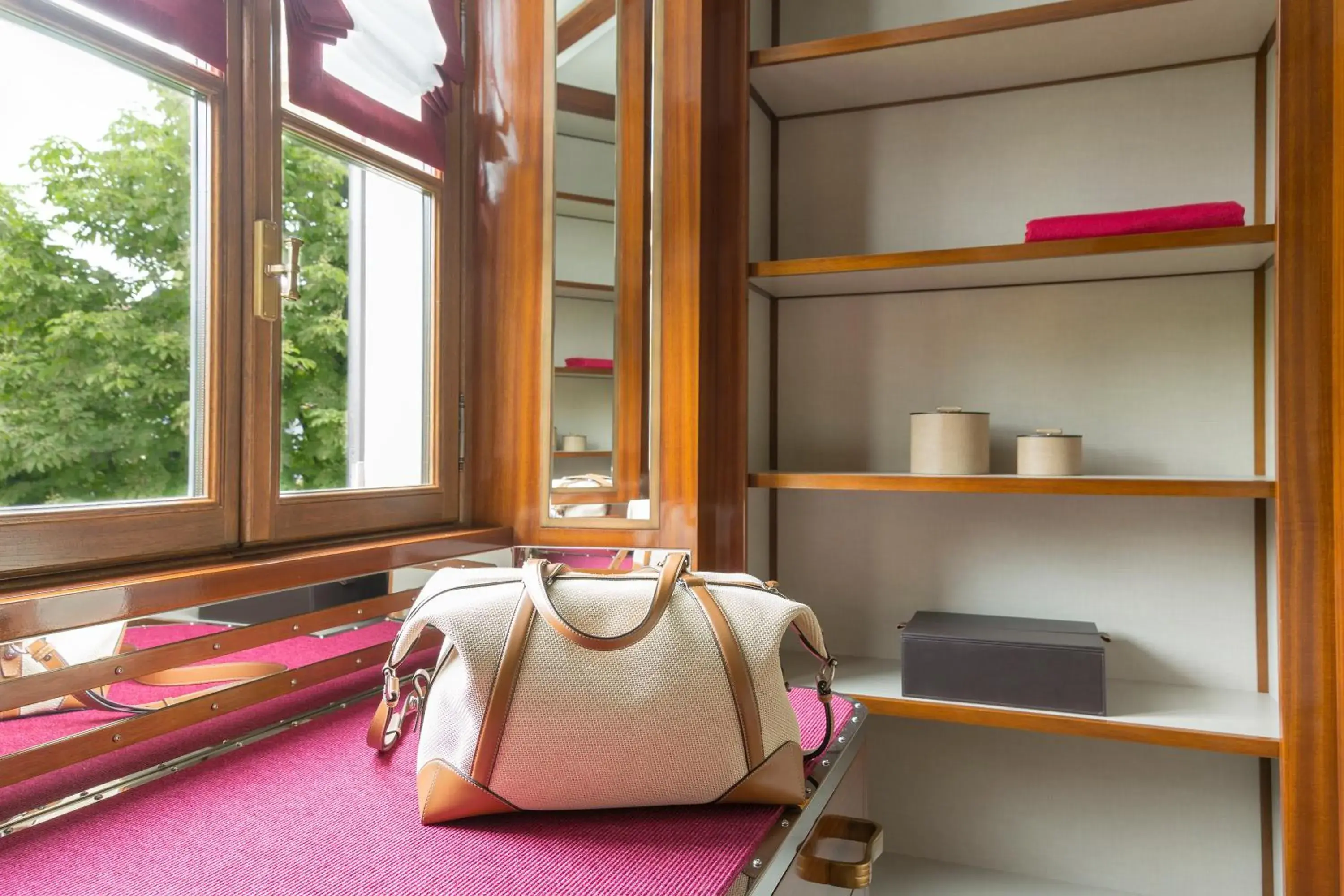 Suite with Garden View in Portrait Milano - Lungarno Collection Suite with Garden View in Portrait Milano - Lungarno Collection