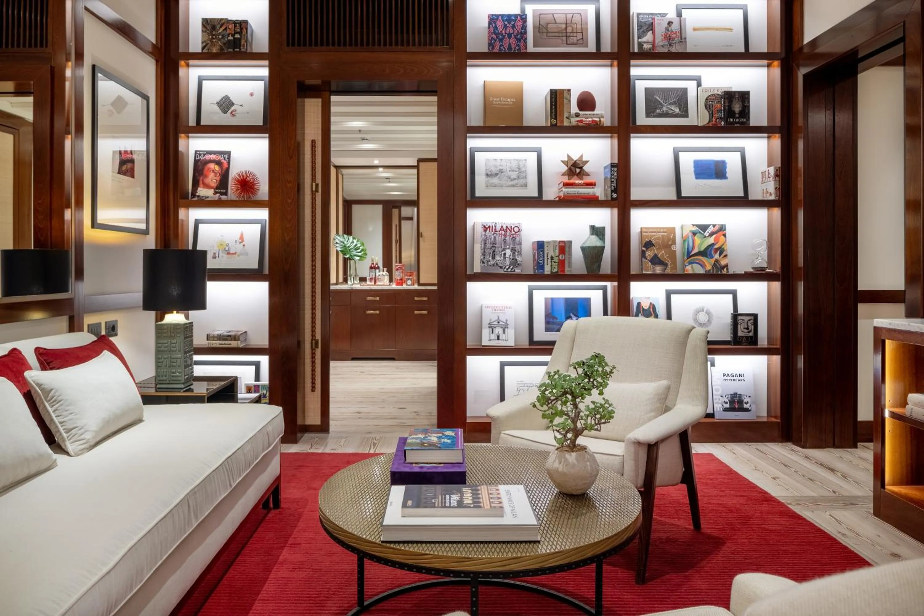 Living room in Portrait Milano - Lungarno Collection