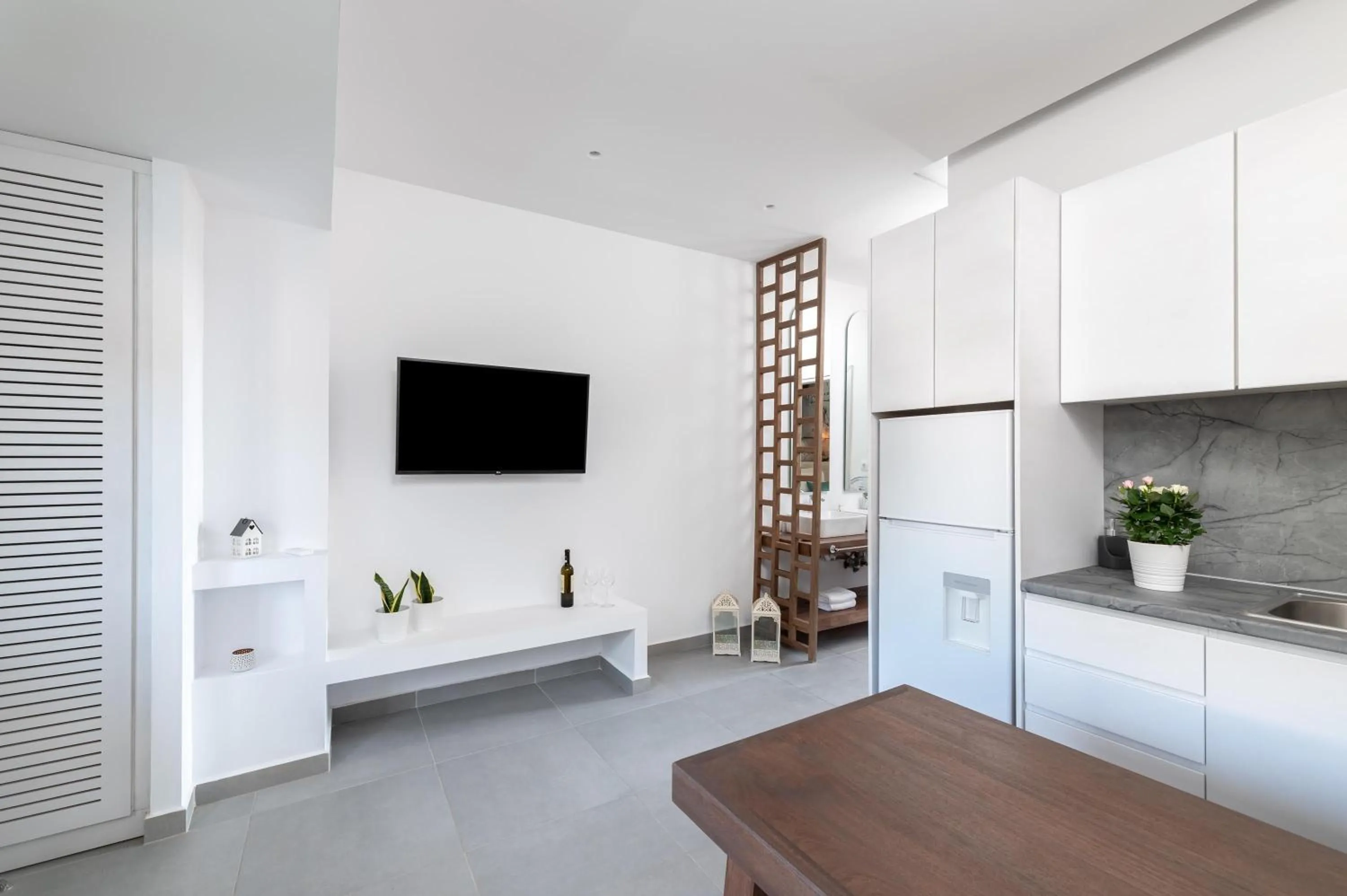 TV and multimedia in Kellys Luxury Apartments