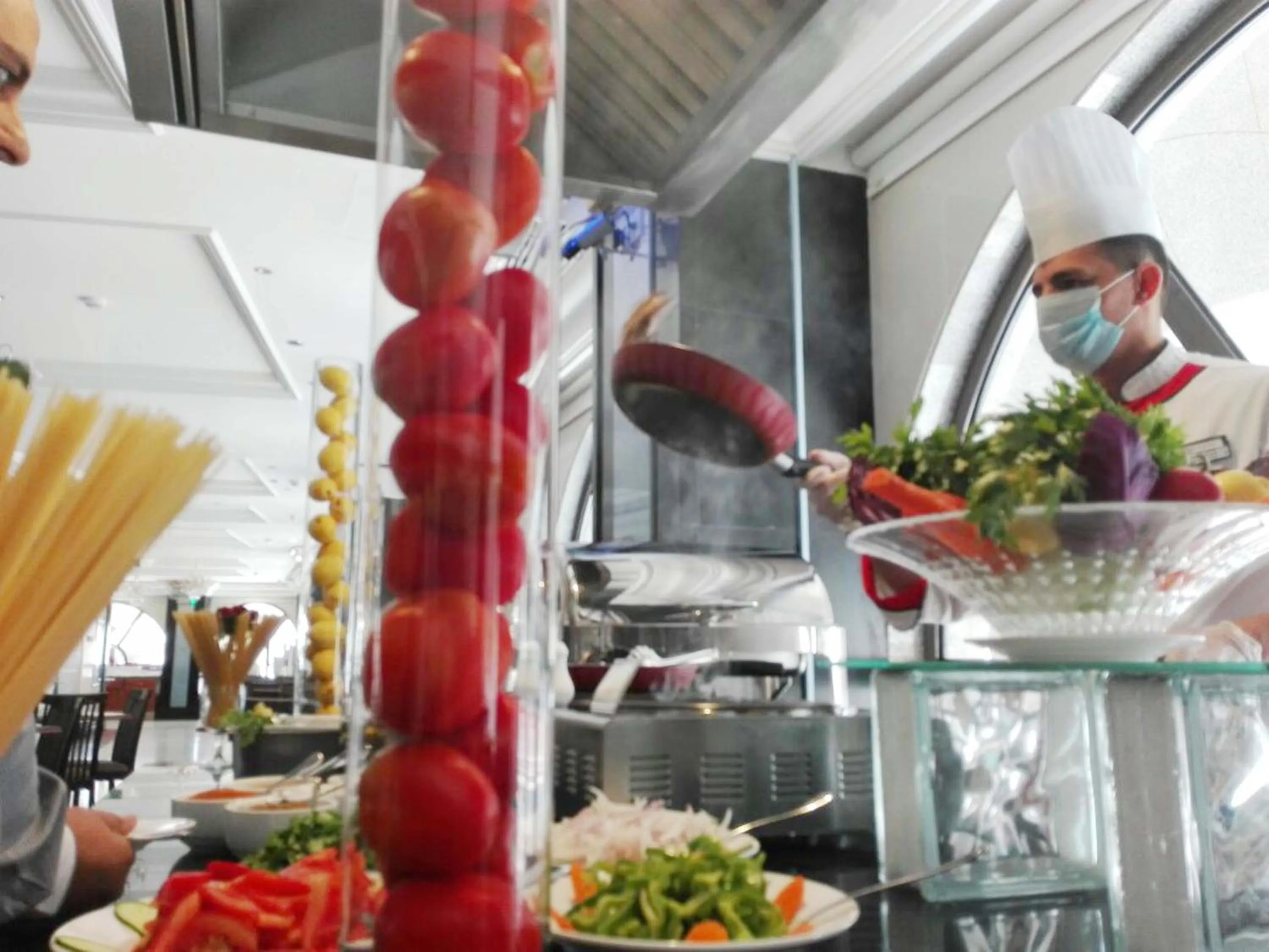 Restaurant/places to eat in Deyar Al Eiman Hotel