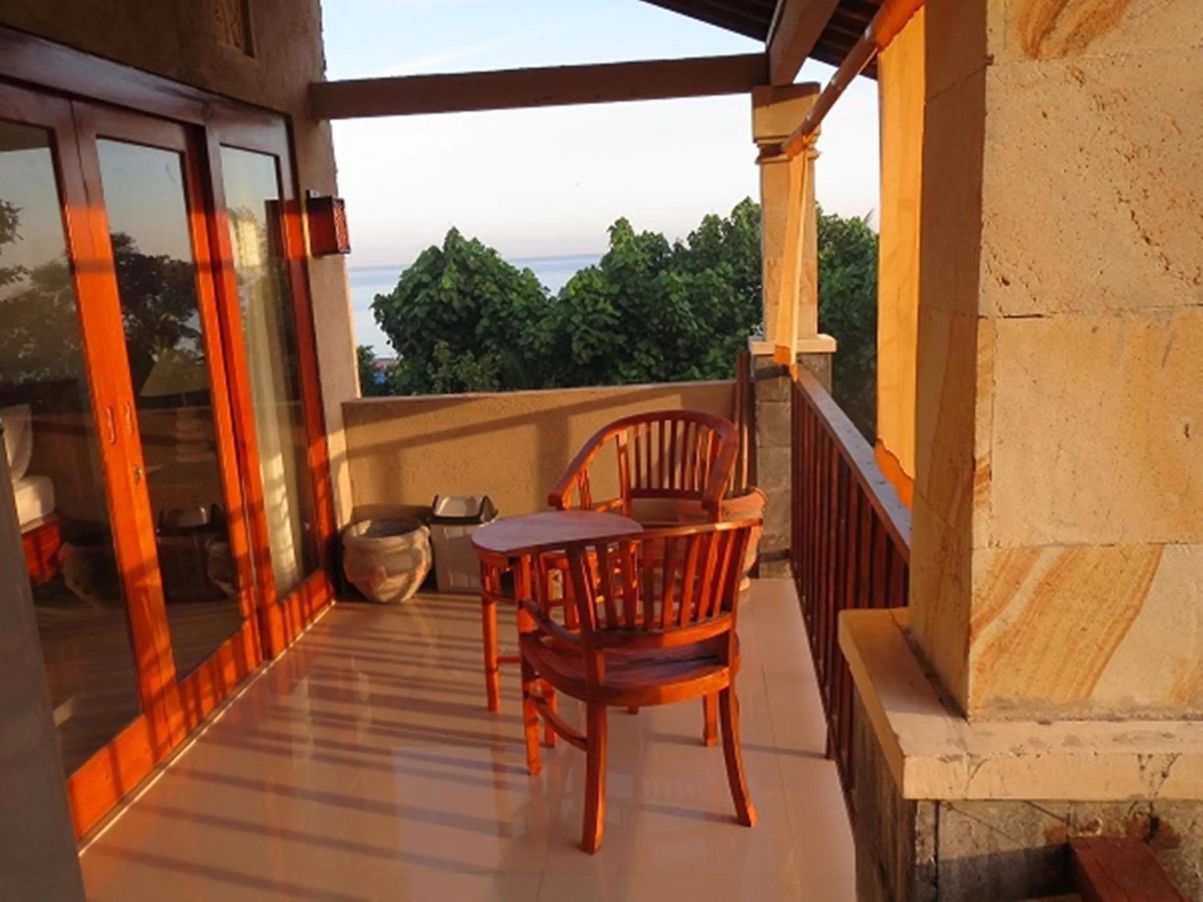 Balcony/Terrace in Bali Sari Homestay