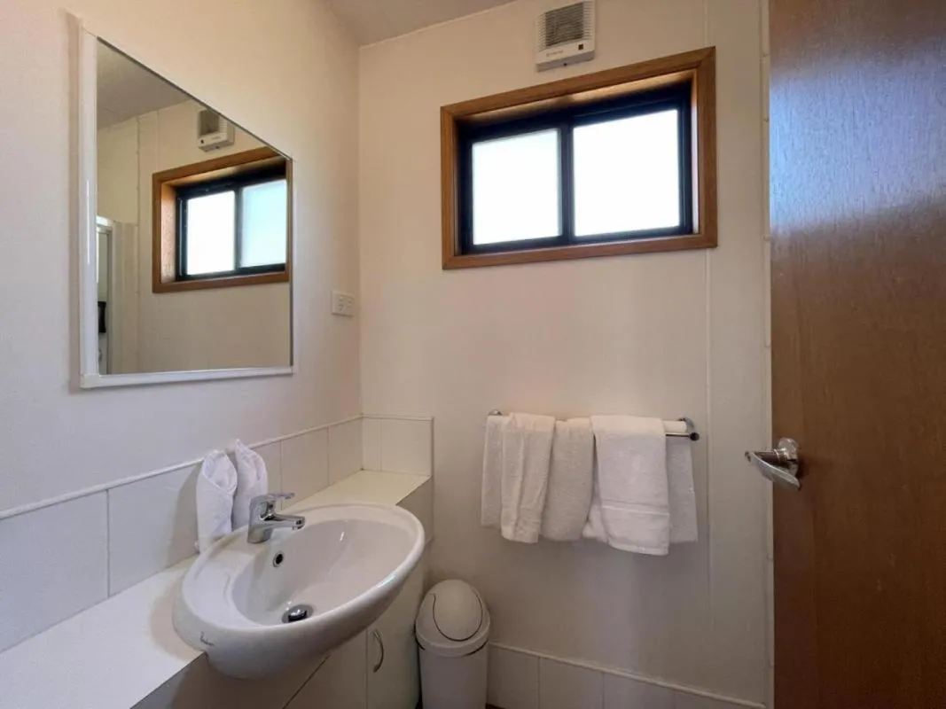 Bathroom in BIG4 Bendigo Park Lane Holiday Park